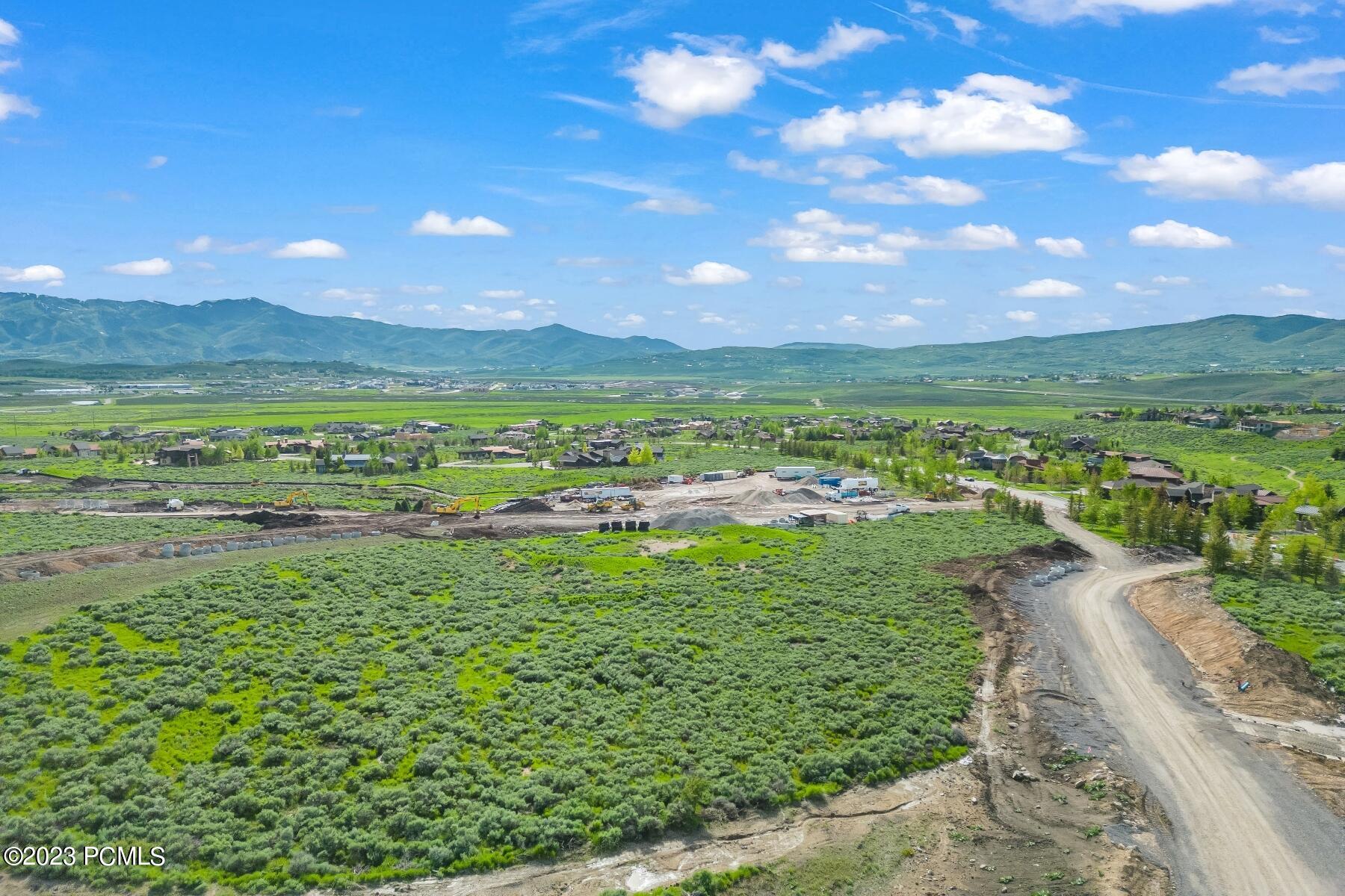 Park City, Utah 84098, United States, 4 Bedrooms Bedrooms, ,6 BathroomsBathrooms,Residential,Pending,72213