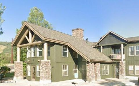 Condo For Sale - 1820 W Fox Bay Drive #UNIT A102<br/> Heber City, UT 84032