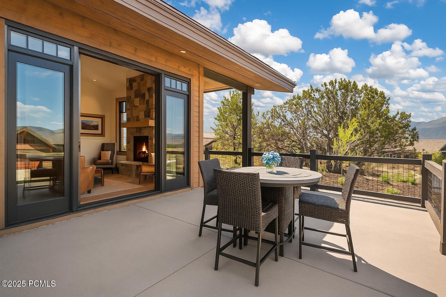 Heber City, Utah 84032, United States, 3 Bedrooms Bedrooms, ,4 BathroomsBathrooms,Residential,Active,127065