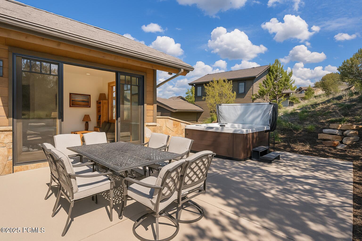 Heber City, Utah 84032, United States, 3 Bedrooms Bedrooms, ,4 BathroomsBathrooms,Residential,Active,127065