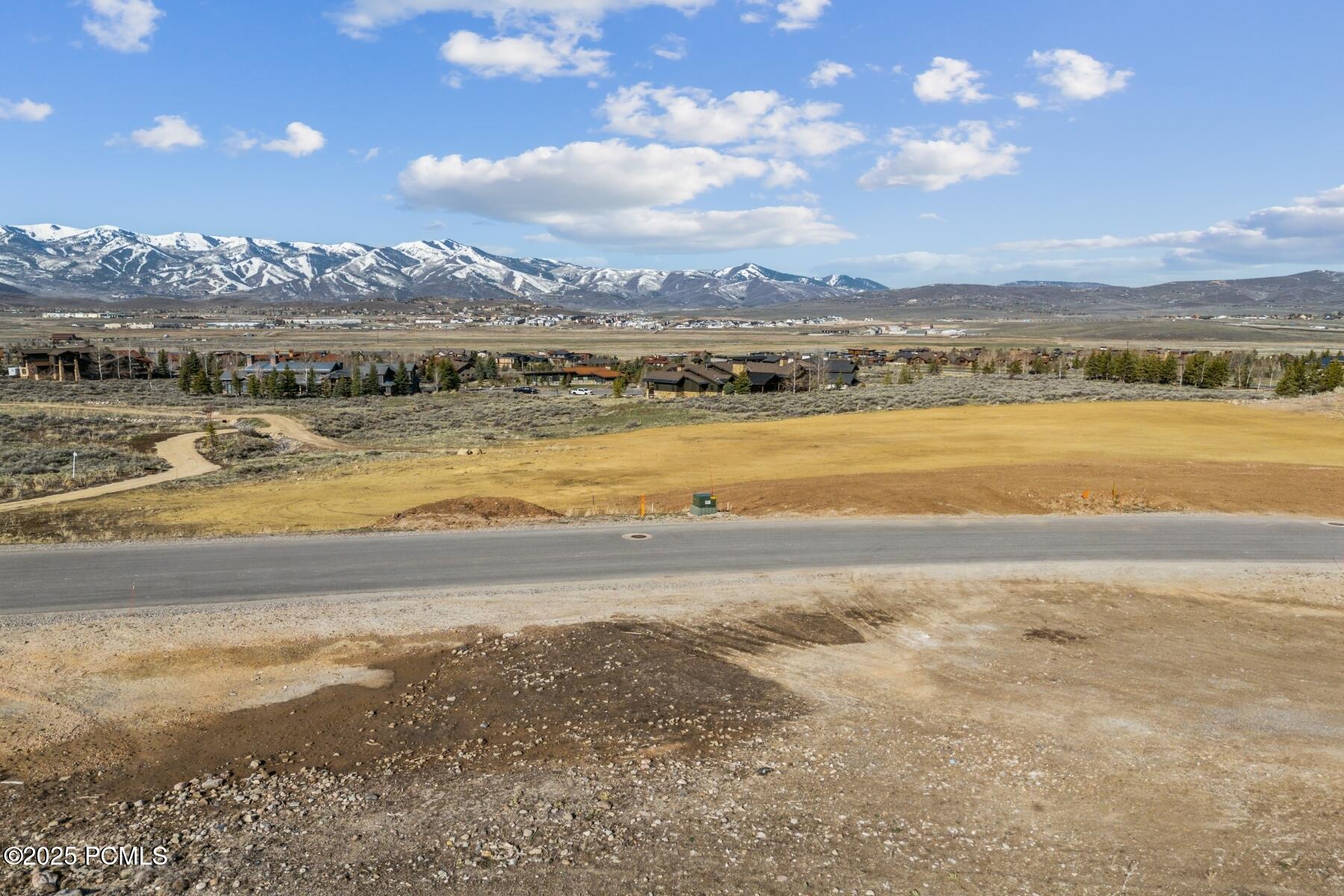 Park City, Utah 84098, United States, 5 Bedrooms Bedrooms, ,7 BathroomsBathrooms,Residential,Pending,227828