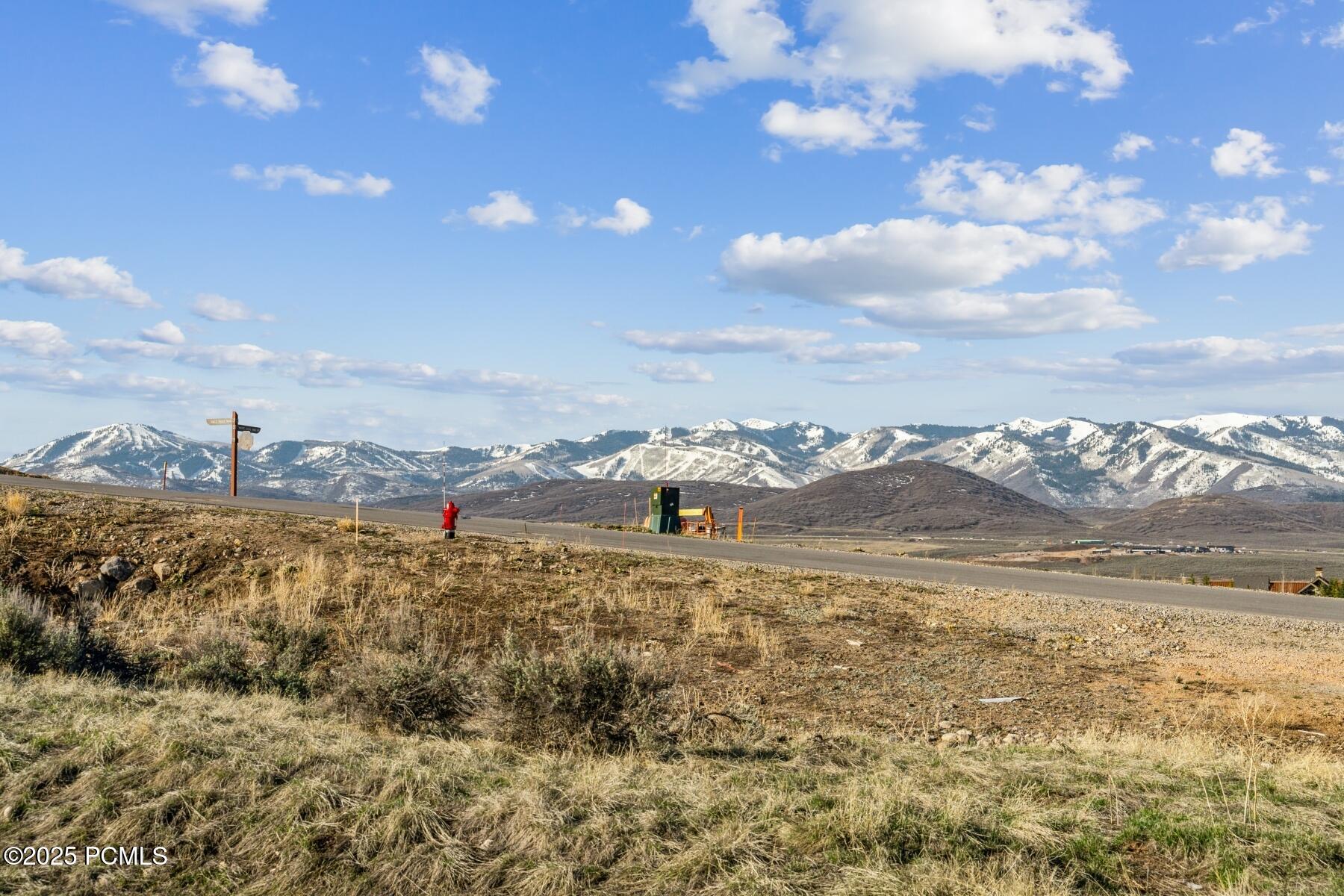 Park City, Utah 84098, United States, 5 Bedrooms Bedrooms, ,7 BathroomsBathrooms,Residential,Pending,227828
