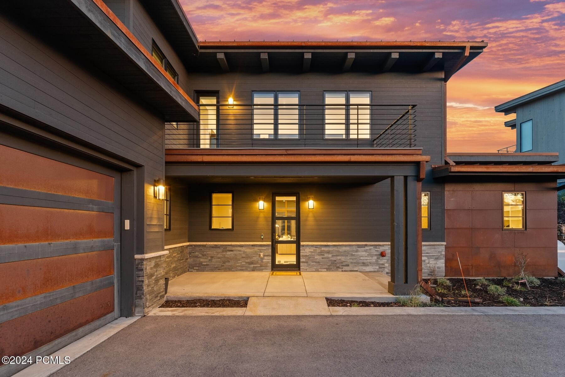 Park City, Utah 84098, United States, 4 Bedrooms Bedrooms, ,4 BathroomsBathrooms,Residential,Active,37673