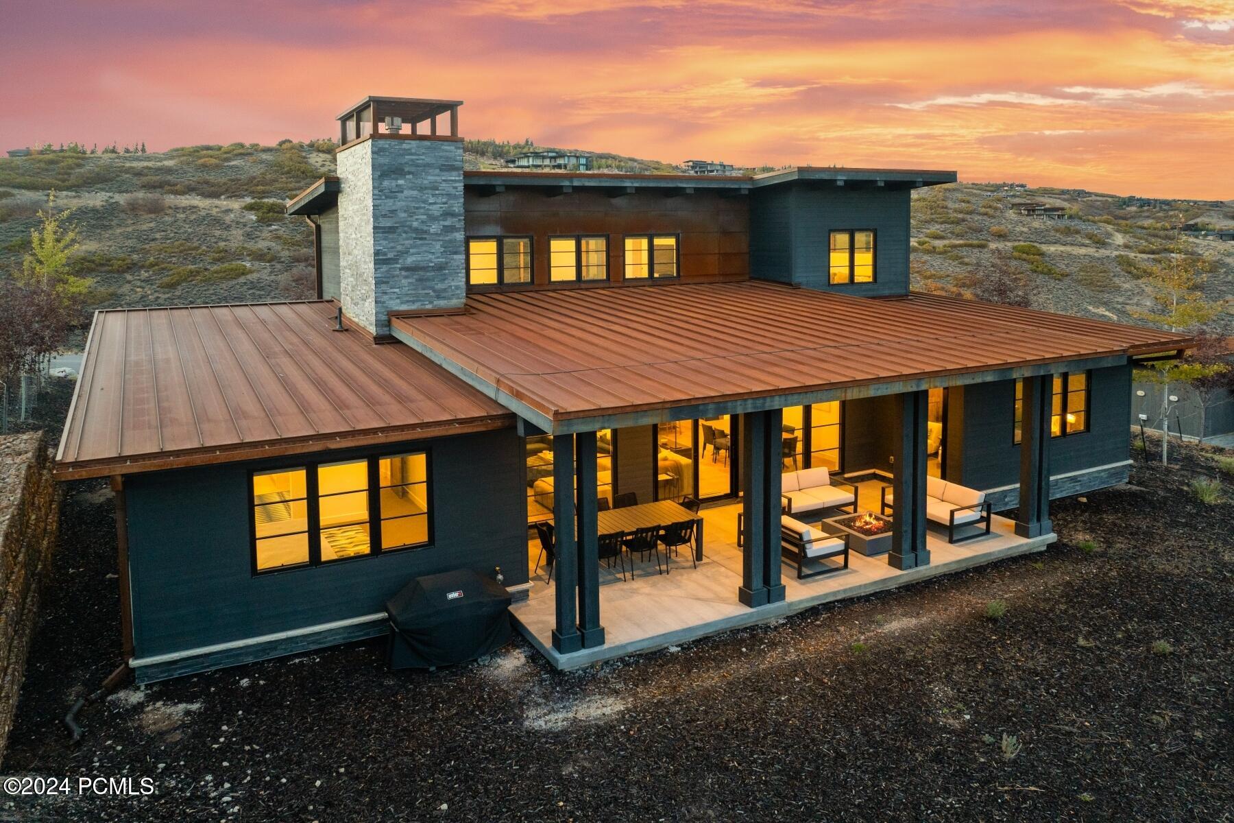 Park City, Utah 84098, United States, 4 Bedrooms Bedrooms, ,4 BathroomsBathrooms,Residential,Active,37673