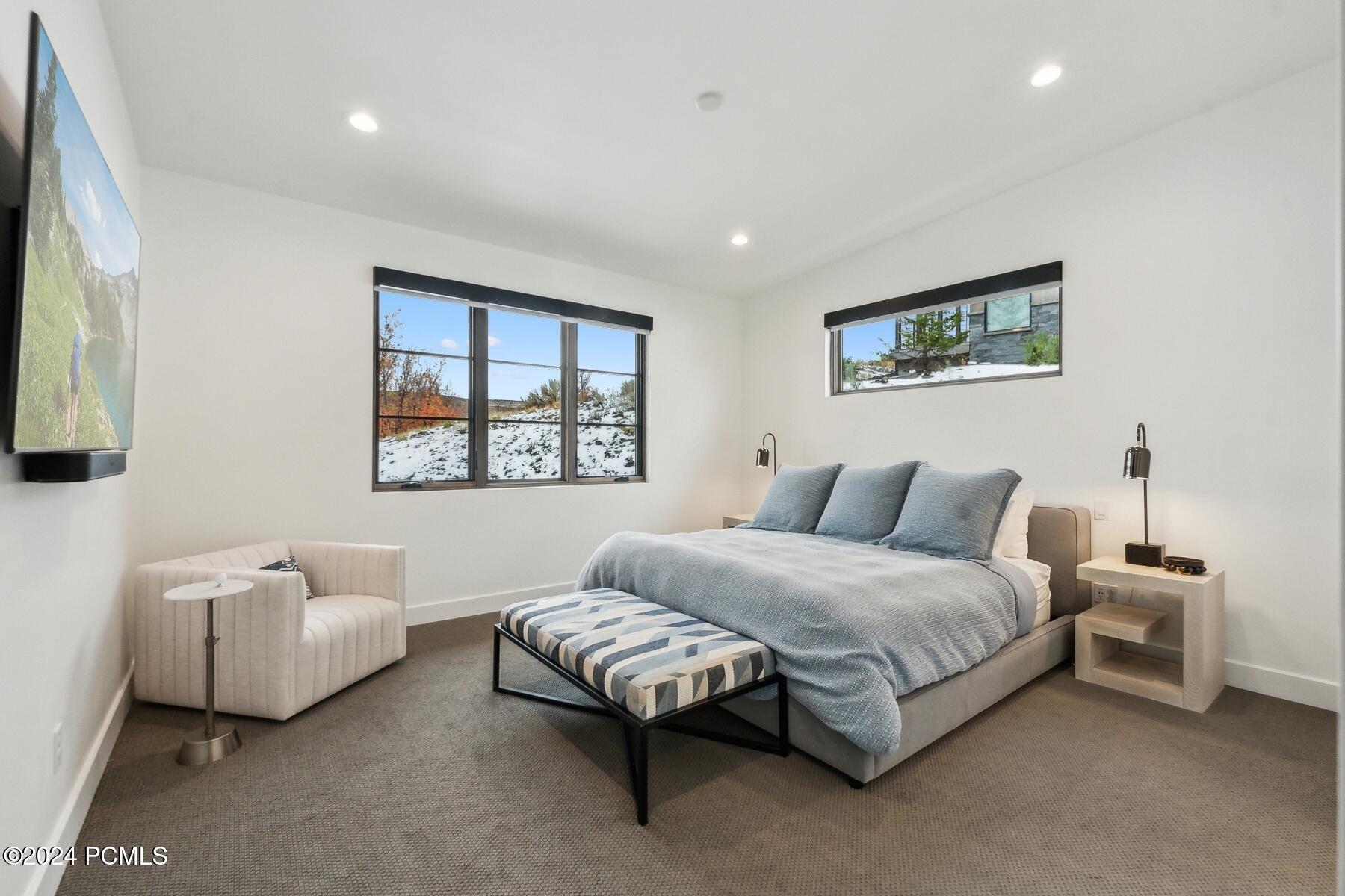 Park City, Utah 84098, United States, 4 Bedrooms Bedrooms, ,4 BathroomsBathrooms,Residential,Active,37673