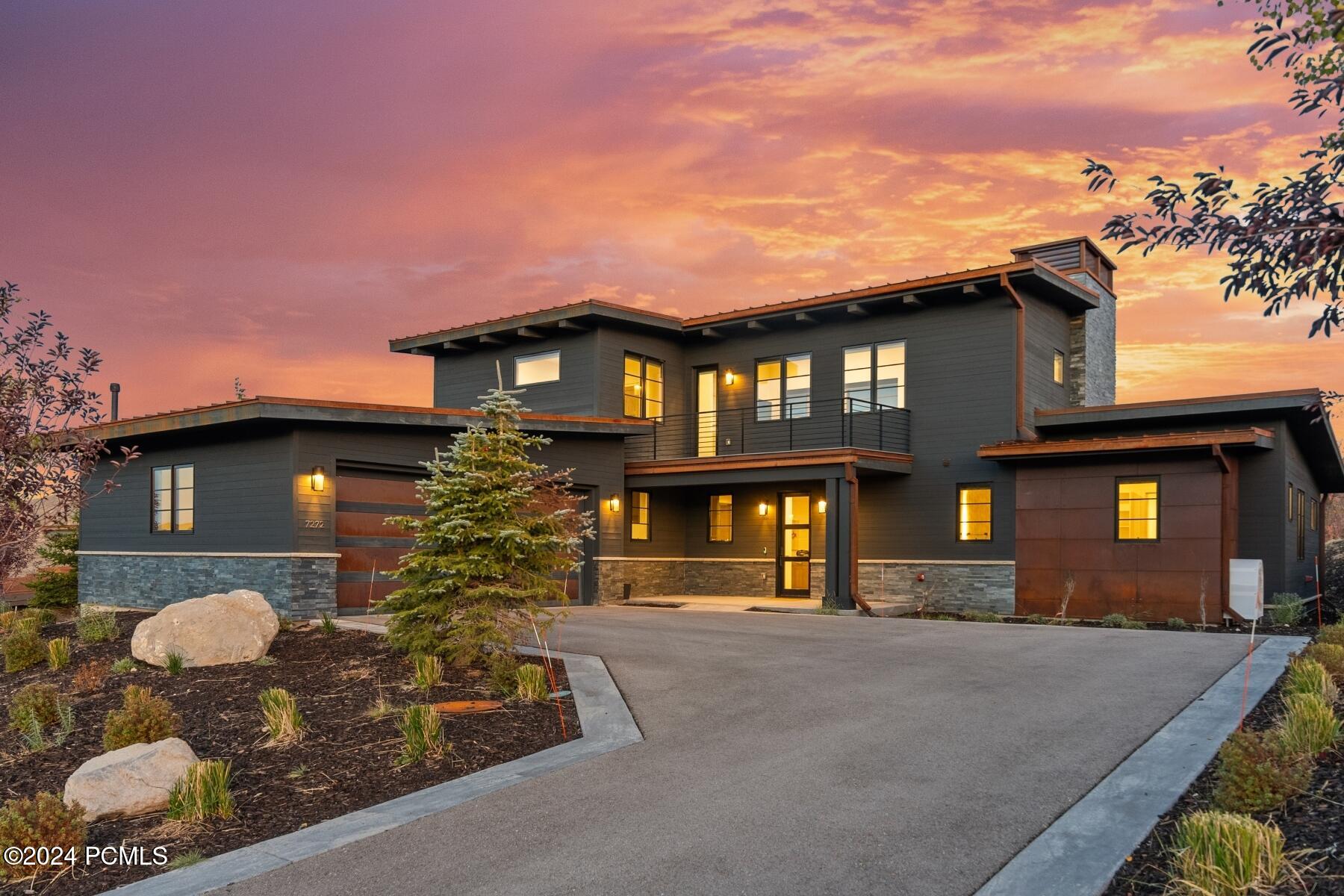 Park City, Utah 84098, United States, 4 Bedrooms Bedrooms, ,4 BathroomsBathrooms,Residential,Active,37673