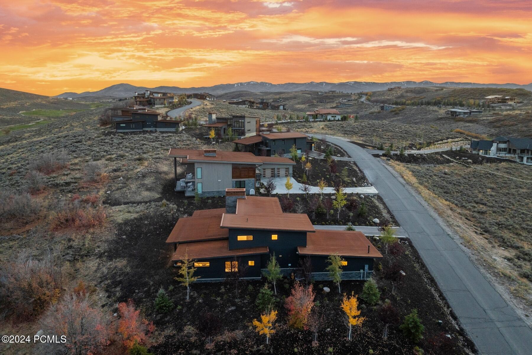 Park City, Utah 84098, United States, 4 Bedrooms Bedrooms, ,4 BathroomsBathrooms,Residential,Active,37673