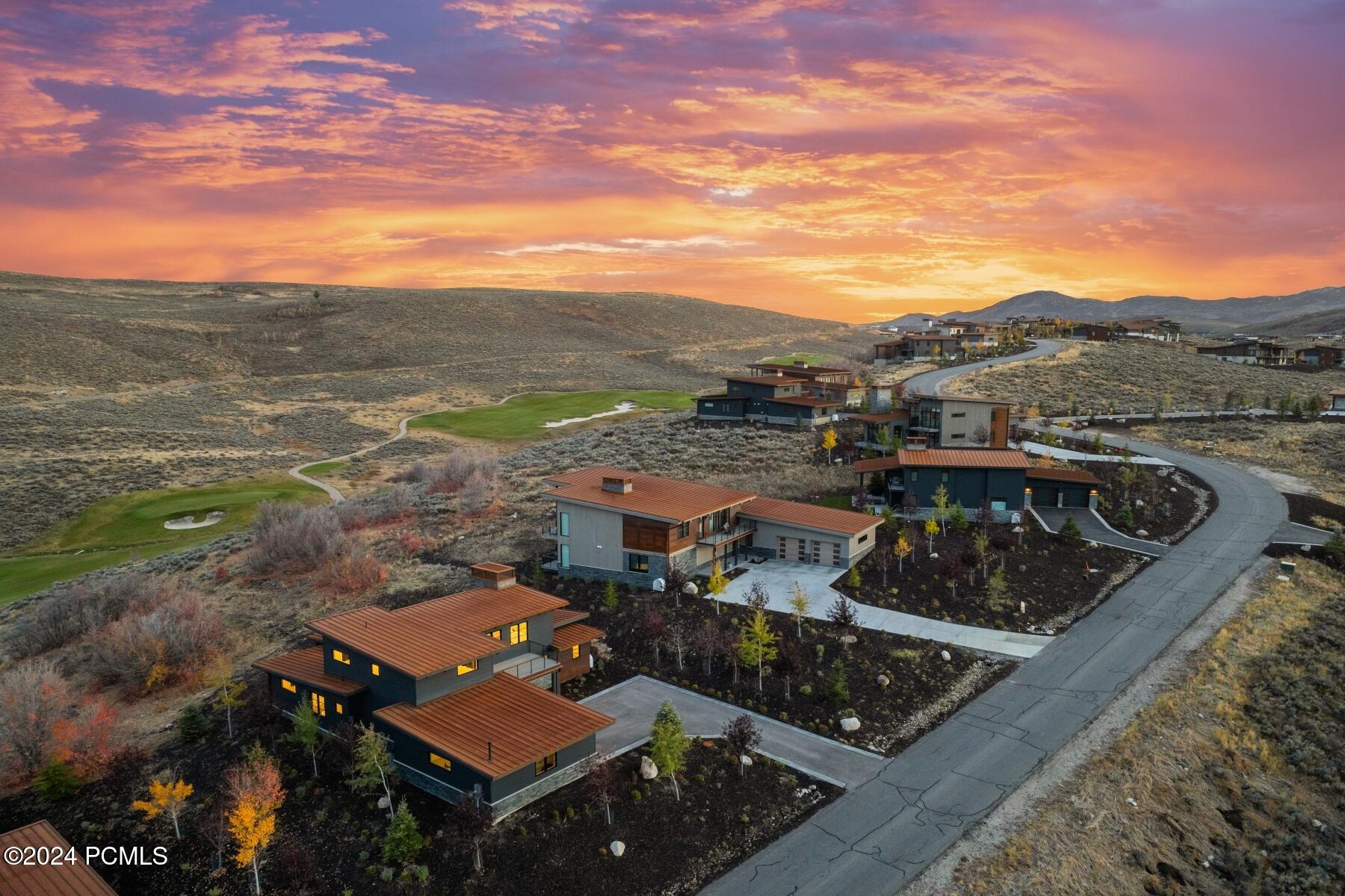 Park City, Utah 84098, United States, 4 Bedrooms Bedrooms, ,4 BathroomsBathrooms,Residential,Active,37673