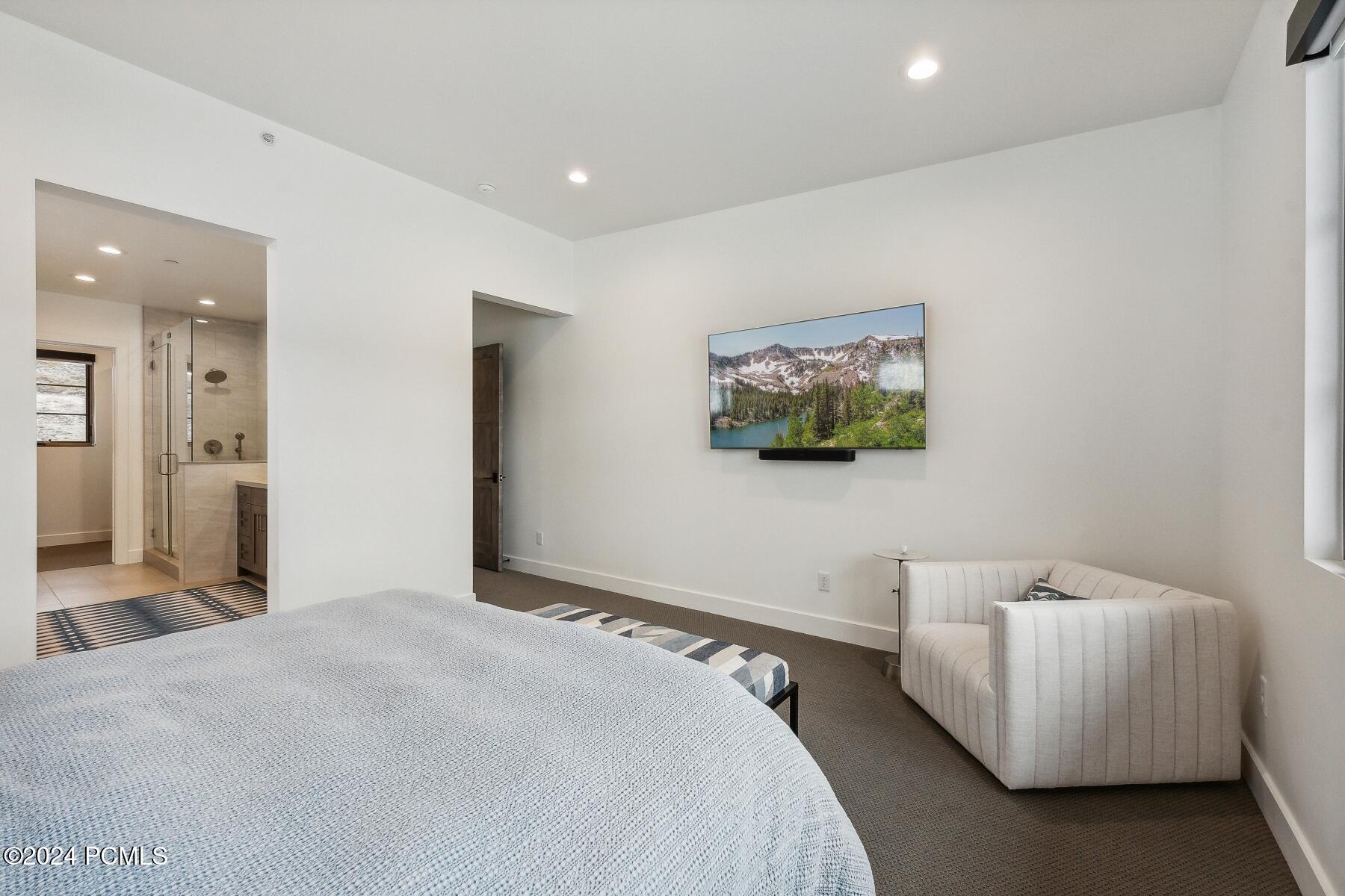 Park City, Utah 84098, United States, 4 Bedrooms Bedrooms, ,4 BathroomsBathrooms,Residential,Active,37673