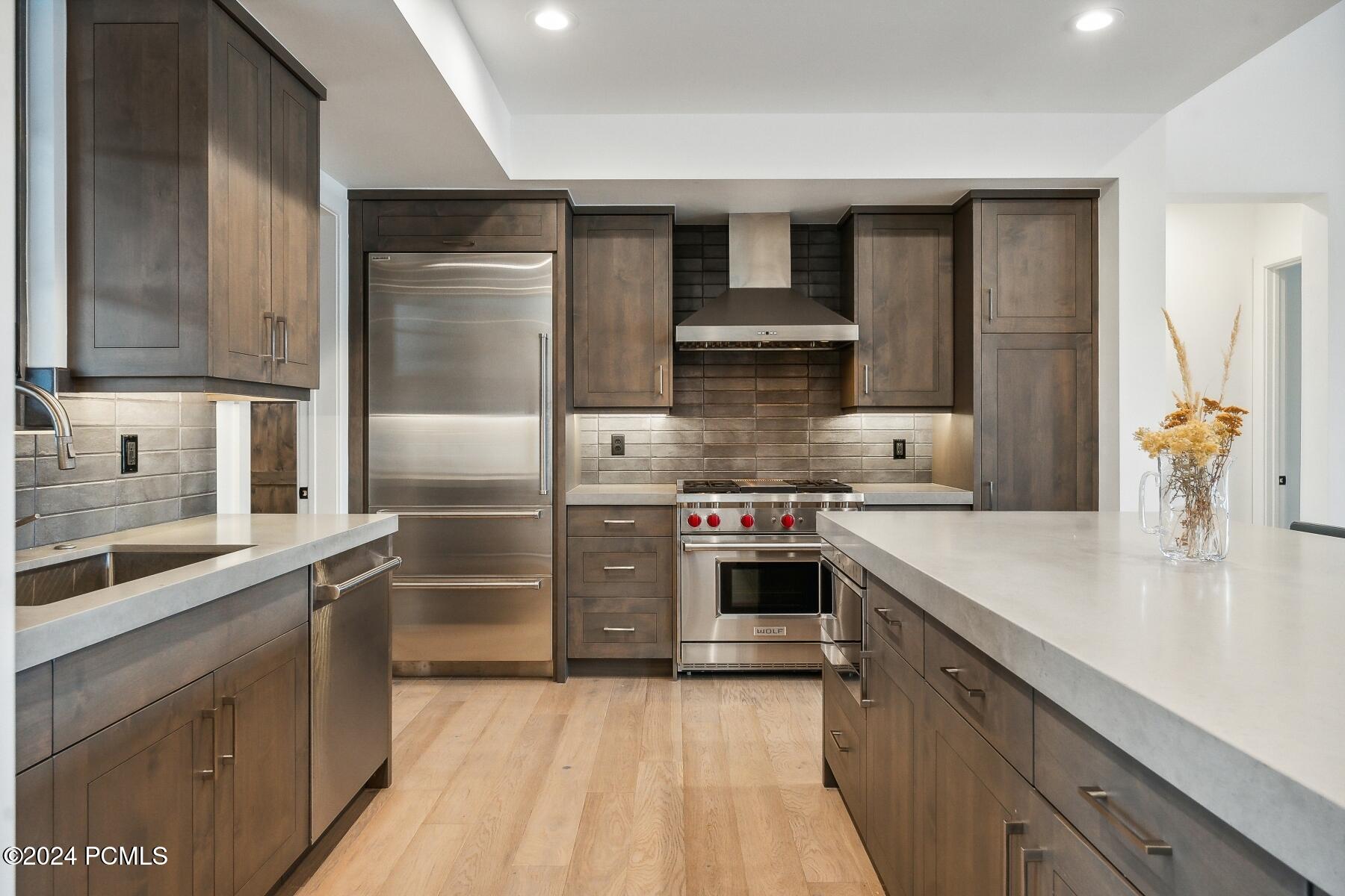 Park City, Utah 84098, United States, 4 Bedrooms Bedrooms, ,4 BathroomsBathrooms,Residential,Active,37673