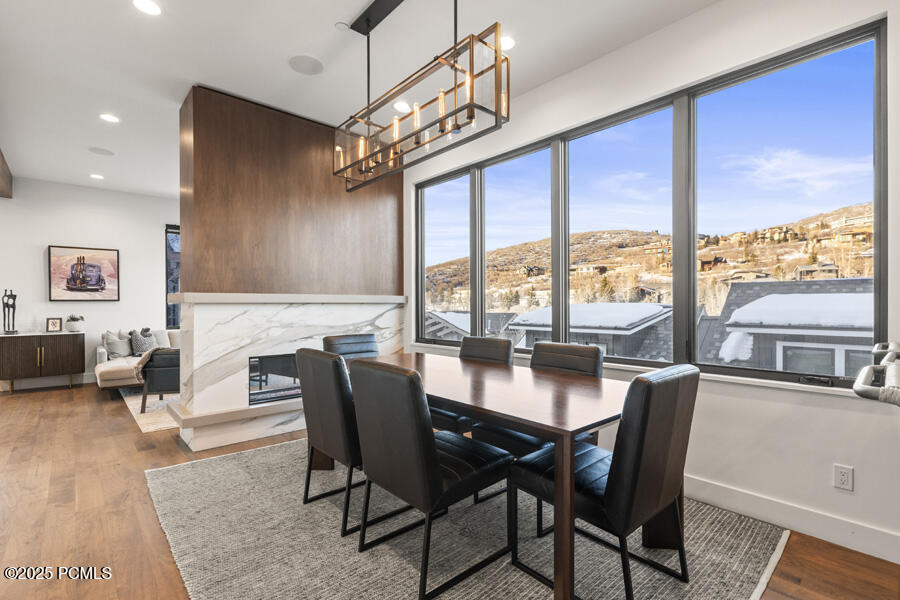 Park City, Utah 84060, United States, 4 Bedrooms Bedrooms, ,5 BathroomsBathrooms,Residential,Active,253712