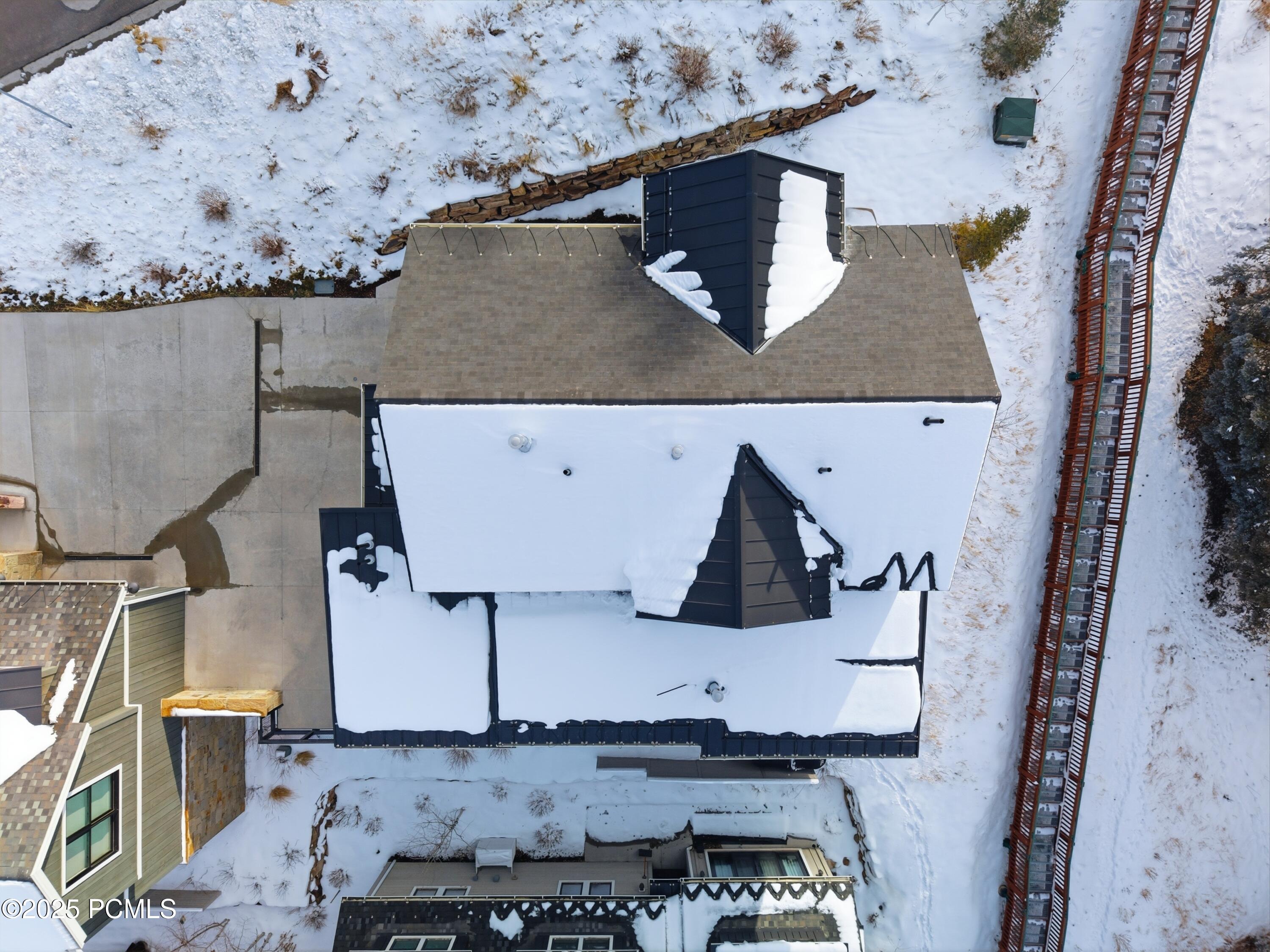 Park City, Utah 84060, United States, 4 Bedrooms Bedrooms, ,5 BathroomsBathrooms,Residential,Active,253712