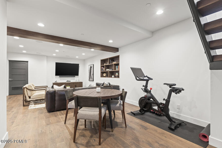 Park City, Utah 84060, United States, 4 Bedrooms Bedrooms, ,5 BathroomsBathrooms,Residential,Active,253712