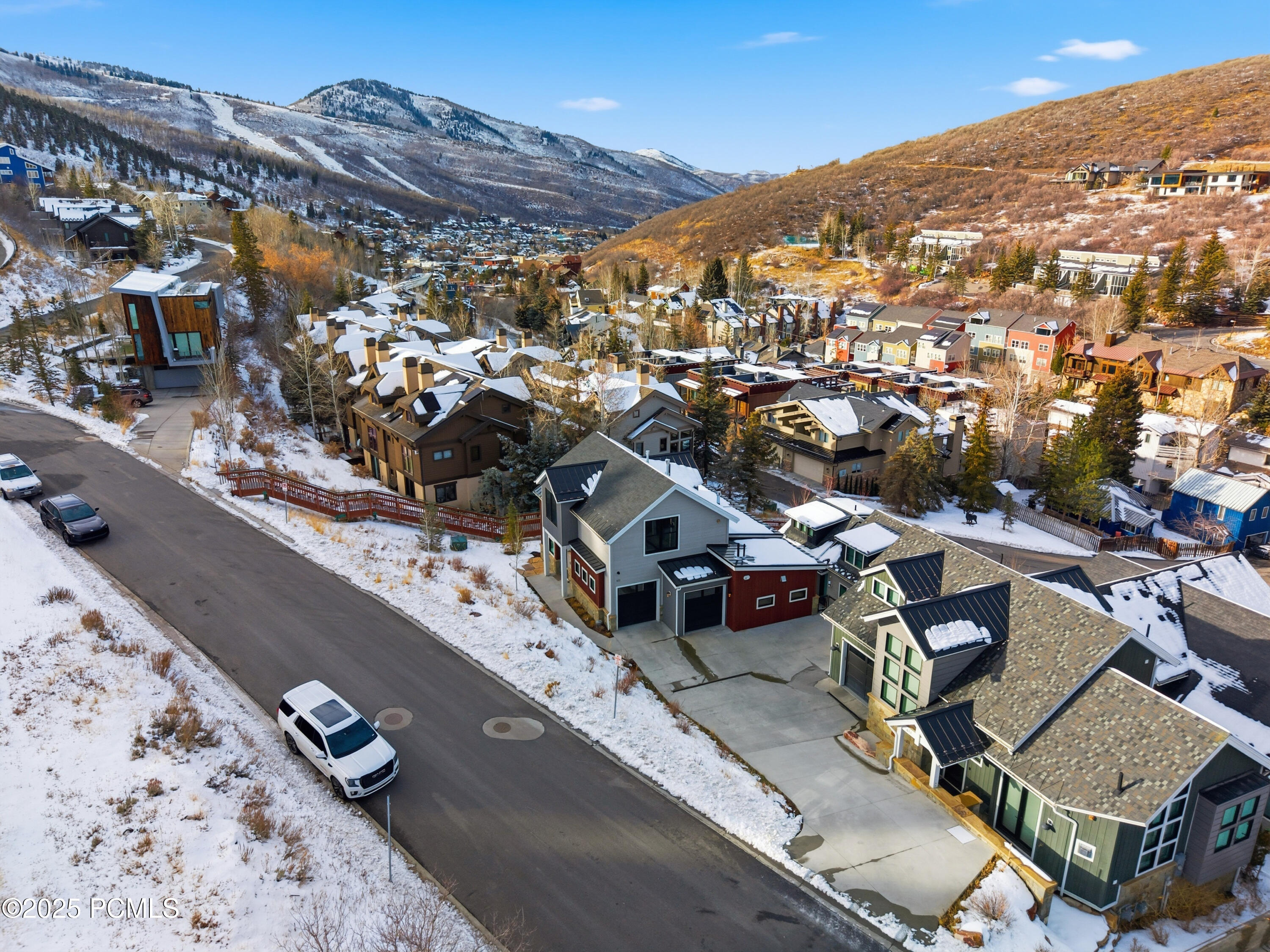 Park City, Utah 84060, United States, 4 Bedrooms Bedrooms, ,5 BathroomsBathrooms,Residential,Active,253712