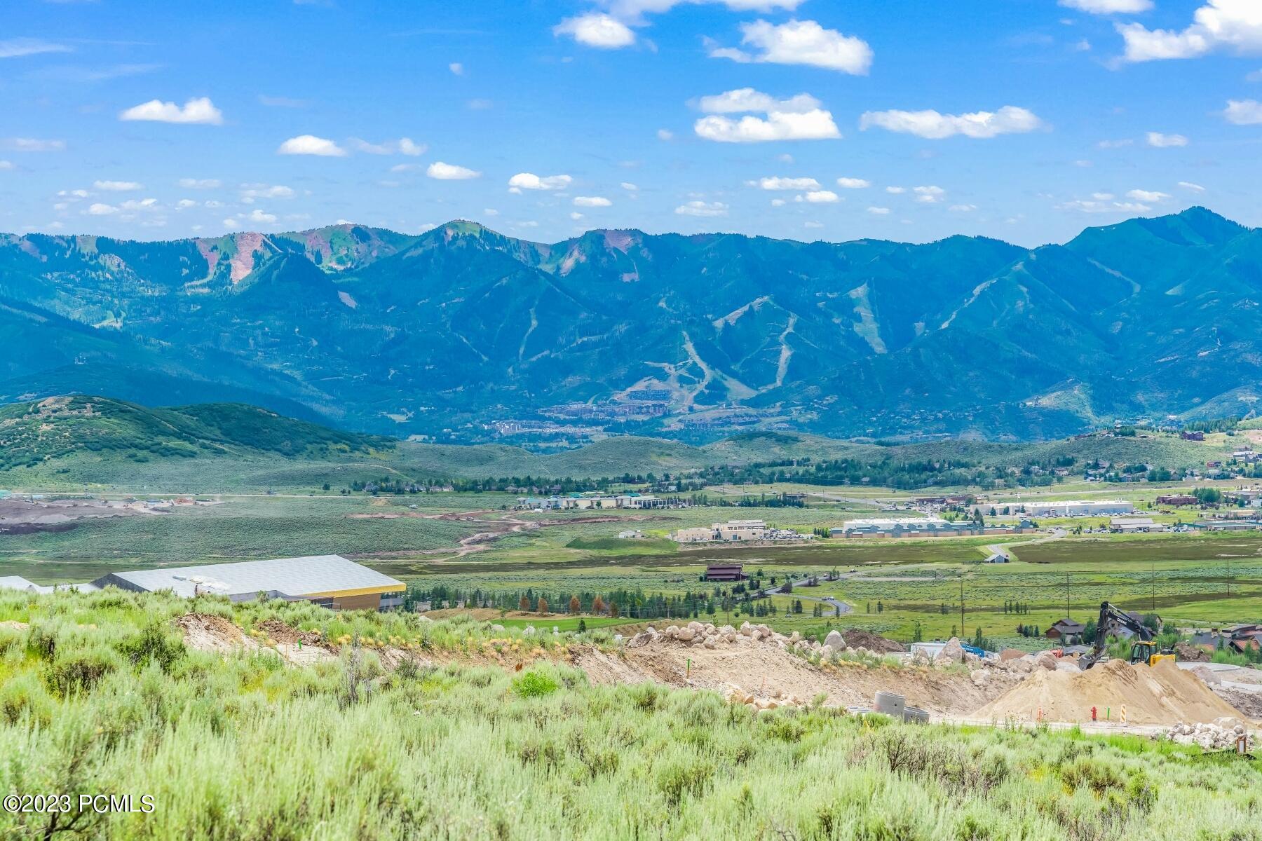 Park City, Utah 84098, United States, 5 Bedrooms Bedrooms, ,7 BathroomsBathrooms,Residential,Pending,71633