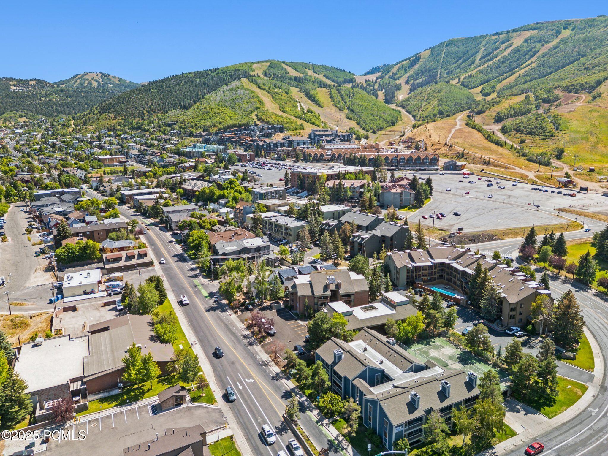 Park City, Utah 84060, United States, 4 Bedrooms Bedrooms, ,3 BathroomsBathrooms,Residential,Active,194321