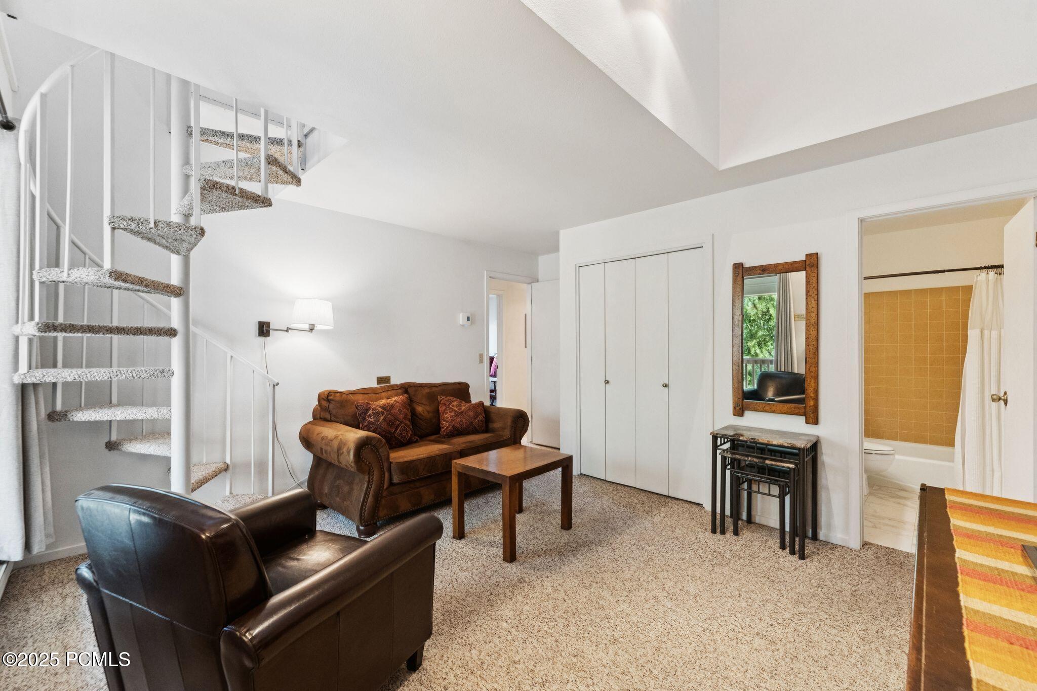 Park City, Utah 84060, United States, 4 Bedrooms Bedrooms, ,3 BathroomsBathrooms,Residential,Active,194321