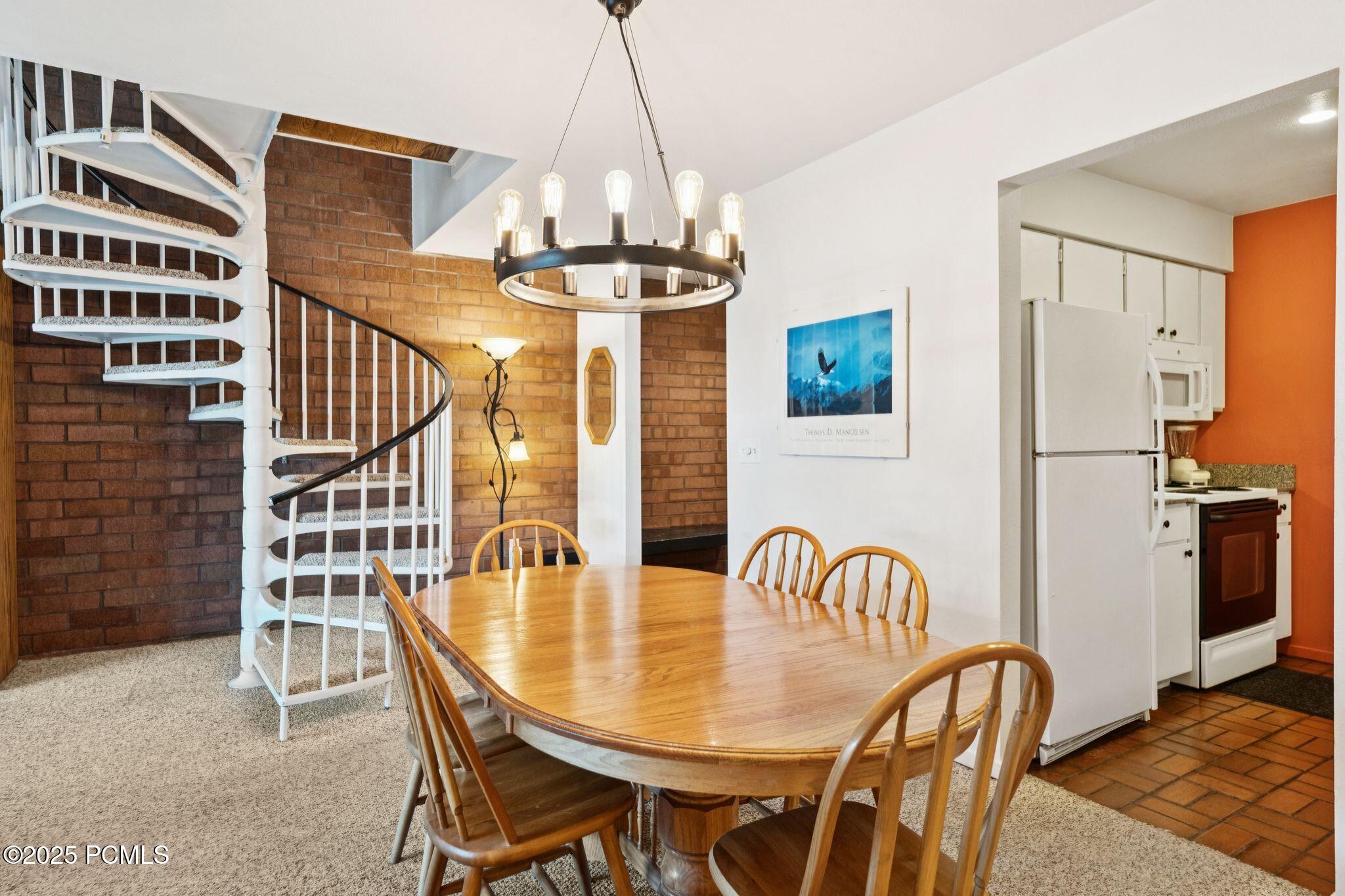 Park City, Utah 84060, United States, 4 Bedrooms Bedrooms, ,3 BathroomsBathrooms,Residential,Active,194321