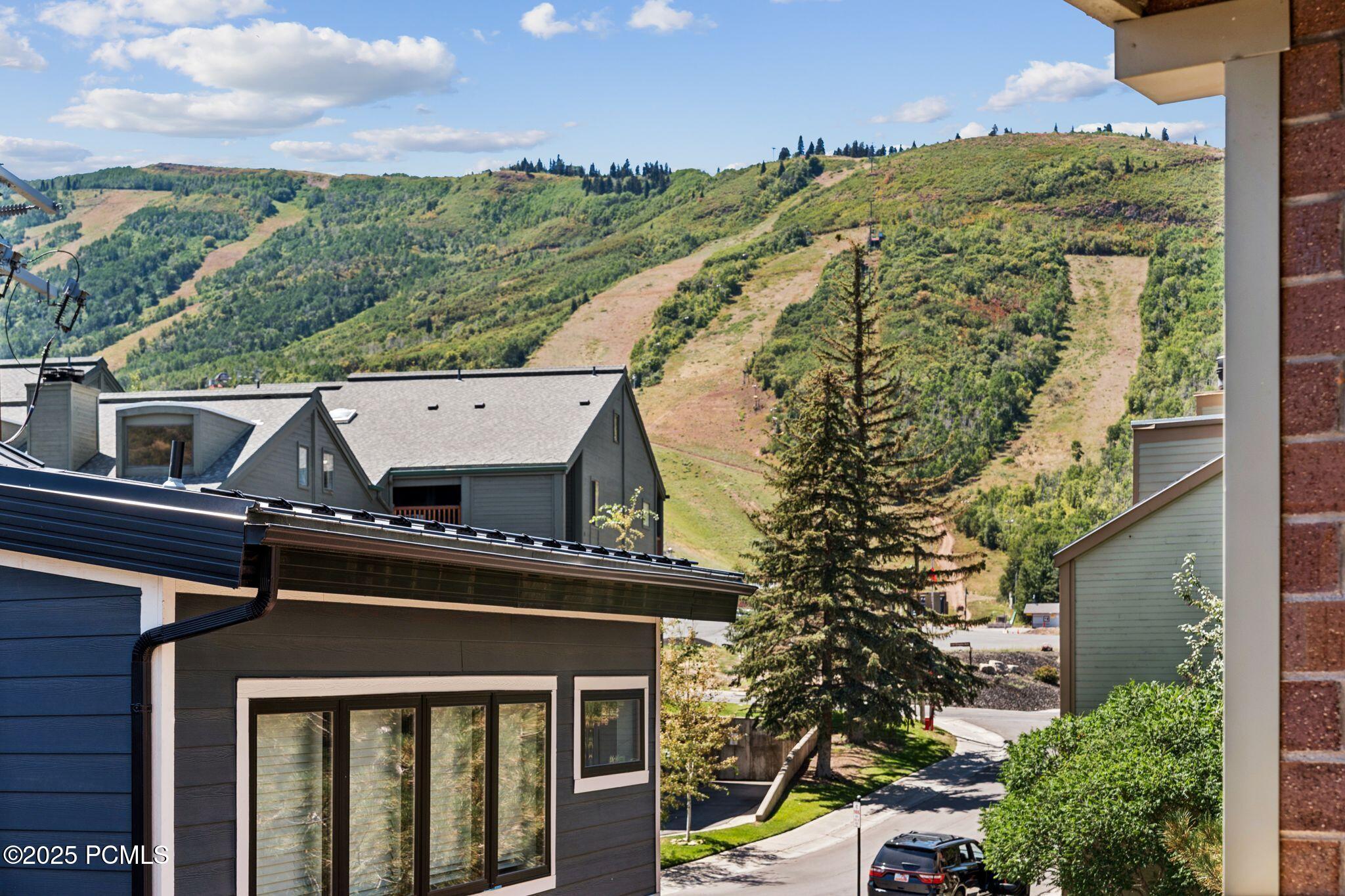 Park City, Utah 84060, United States, 4 Bedrooms Bedrooms, ,3 BathroomsBathrooms,Residential,Active,194321