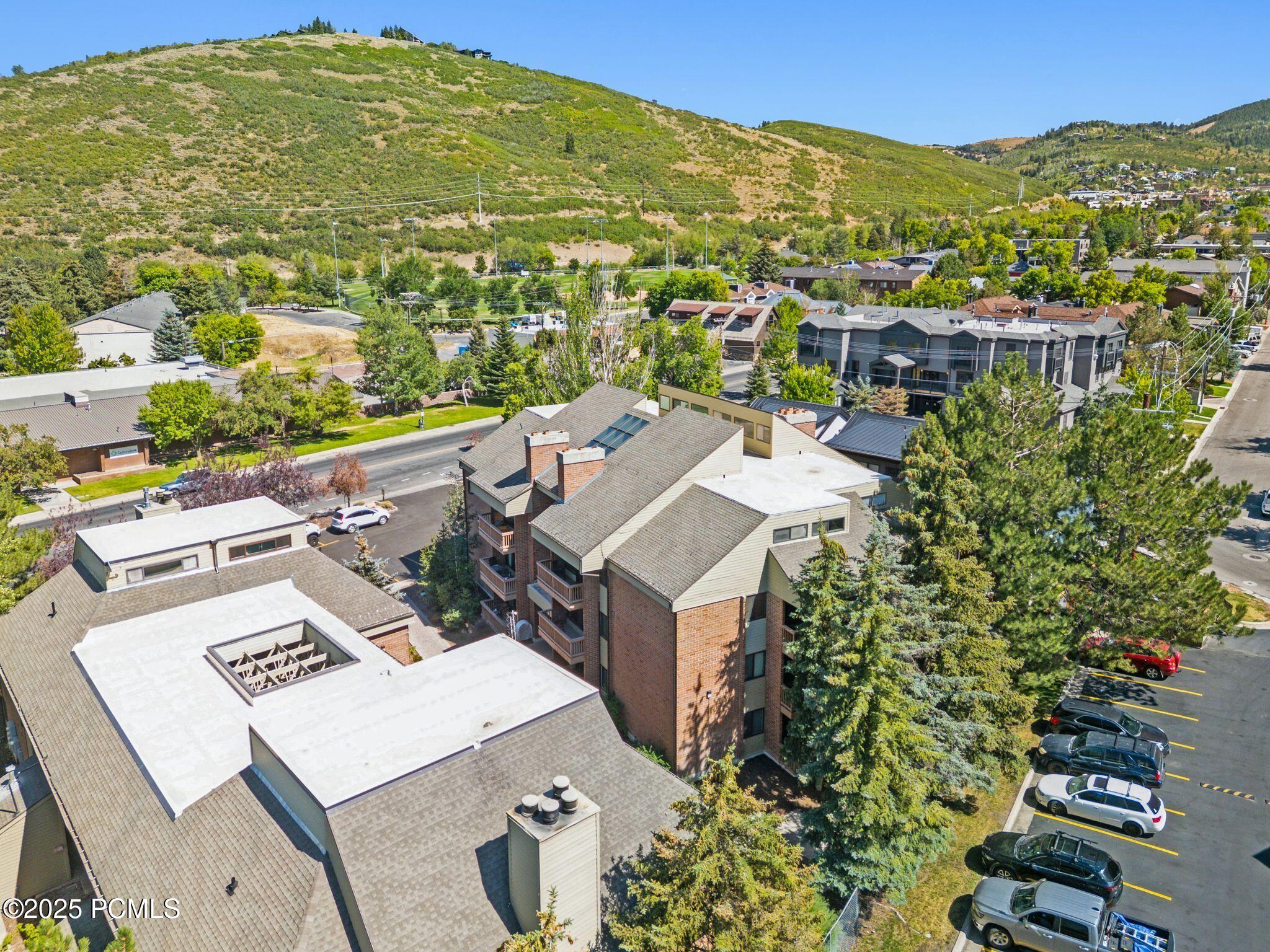 Park City, Utah 84060, United States, 4 Bedrooms Bedrooms, ,3 BathroomsBathrooms,Residential,Active,194321
