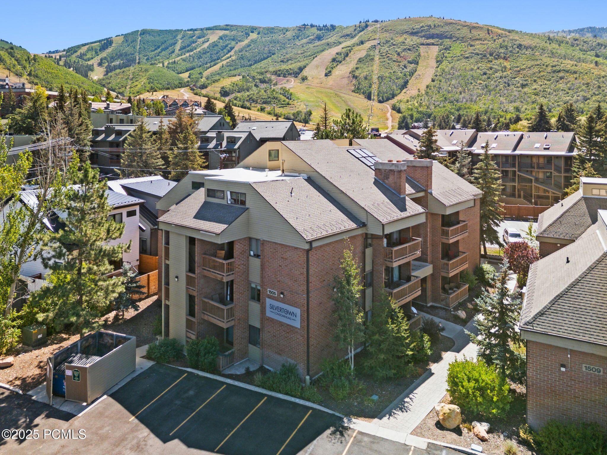 Park City, Utah 84060, United States, 4 Bedrooms Bedrooms, ,3 BathroomsBathrooms,Residential,Active,194321