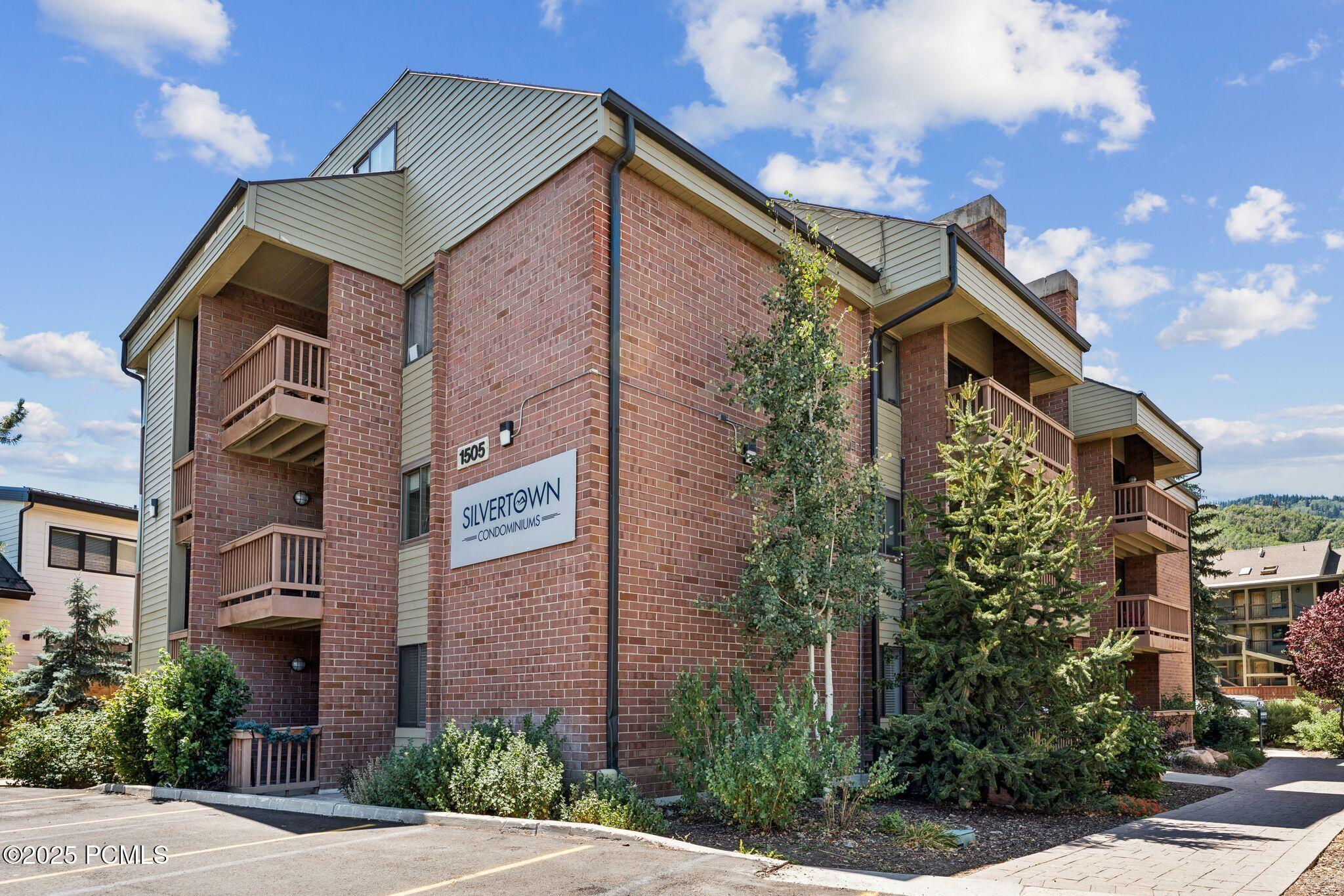 Park City, Utah 84060, United States, 4 Bedrooms Bedrooms, ,3 BathroomsBathrooms,Residential,Active,194321