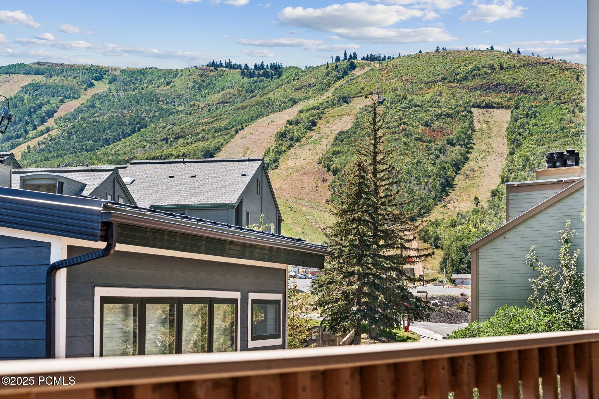 Park City, Utah 84060, United States, 4 Bedrooms Bedrooms, ,3 BathroomsBathrooms,Residential,Active,194321