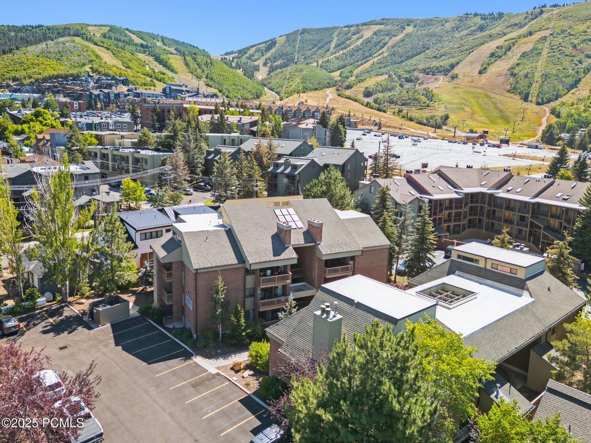 Park City, Utah 84060, United States, 4 Bedrooms Bedrooms, ,3 BathroomsBathrooms,Residential,Active,194321