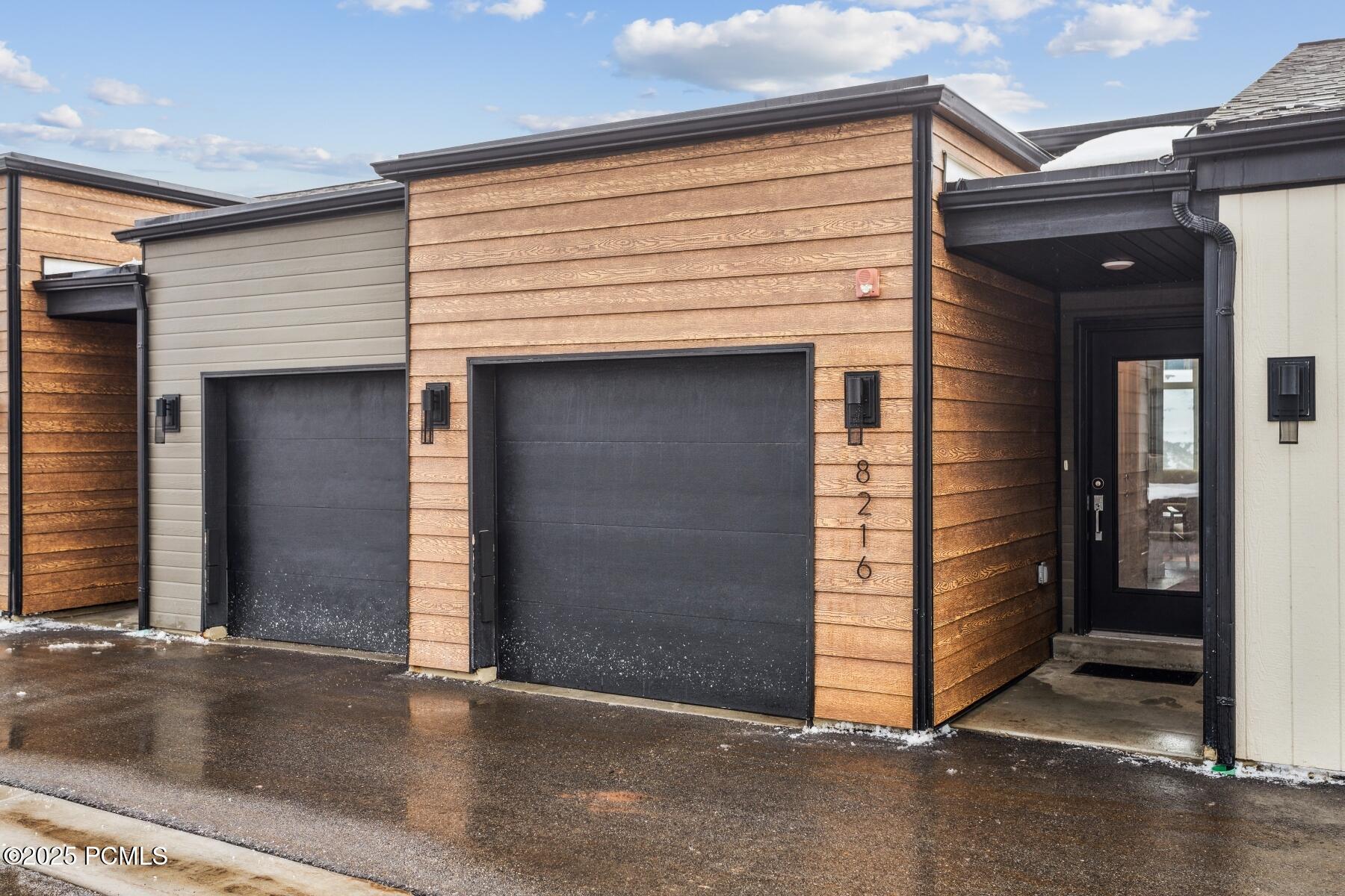 Park City, Utah 84098, United States, 2 Bedrooms Bedrooms, ,3 BathroomsBathrooms,Residential,Active,95059