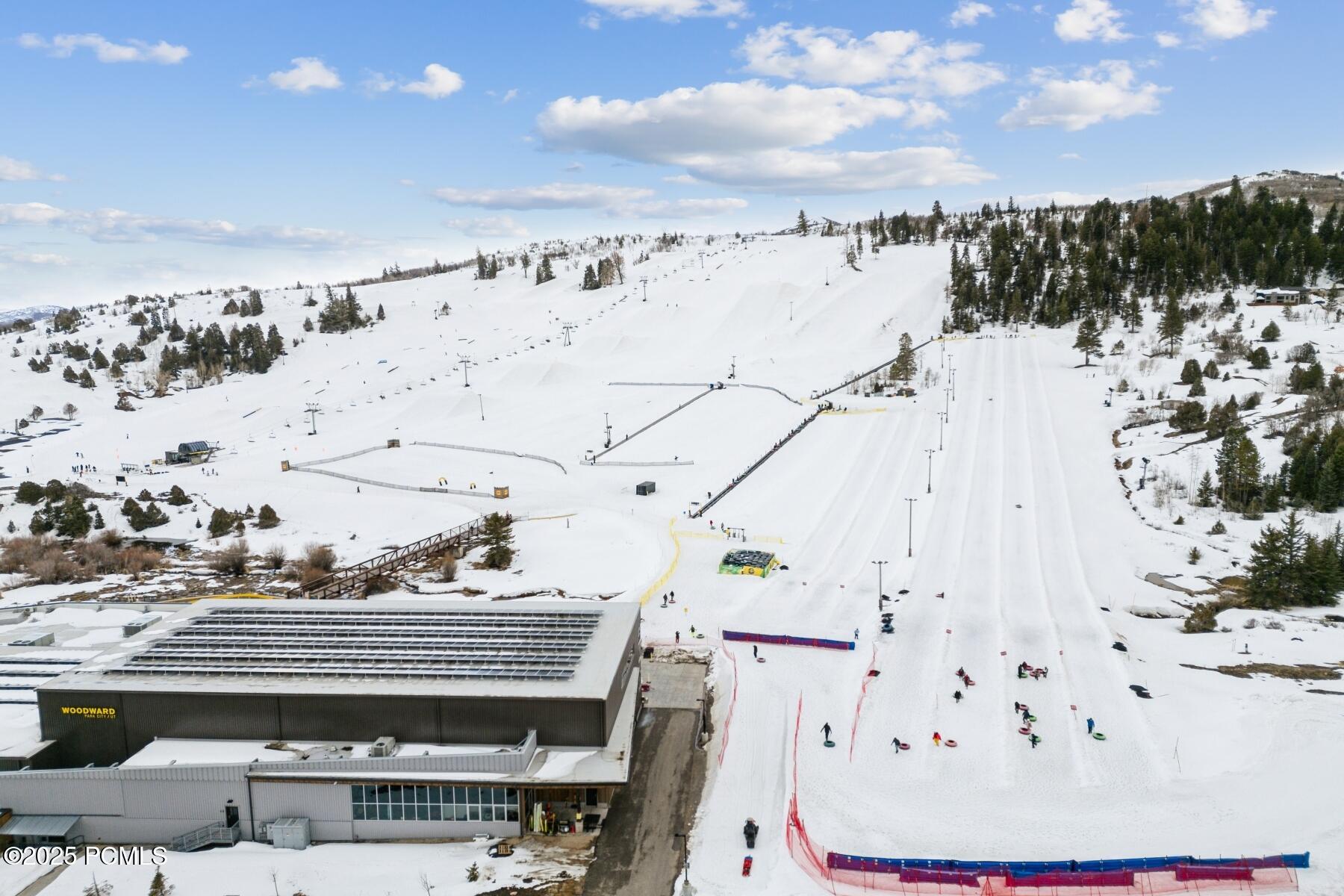 Park City, Utah 84098, United States, 2 Bedrooms Bedrooms, ,3 BathroomsBathrooms,Residential,Active,95059