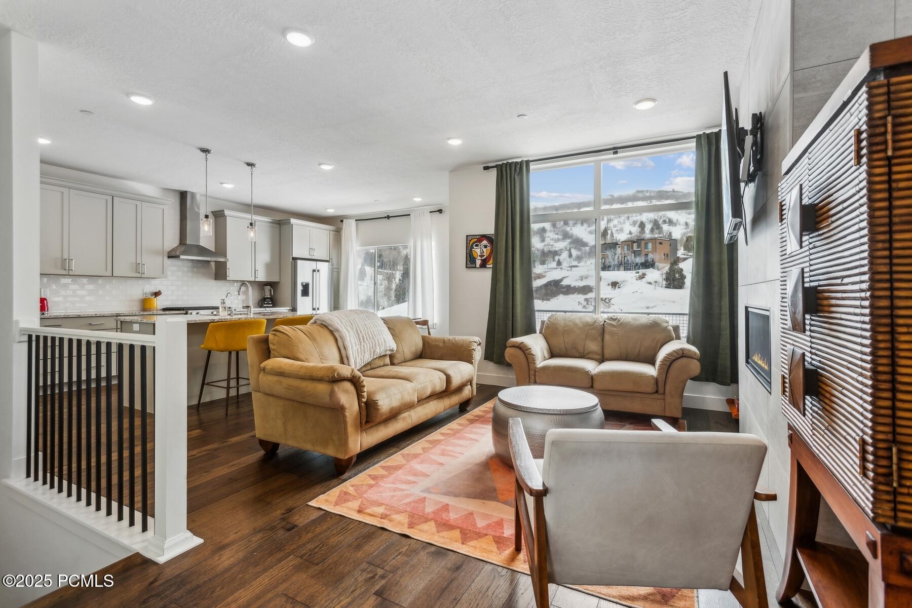 8216 N Toll Creek Lane, Park City, Utah image 6