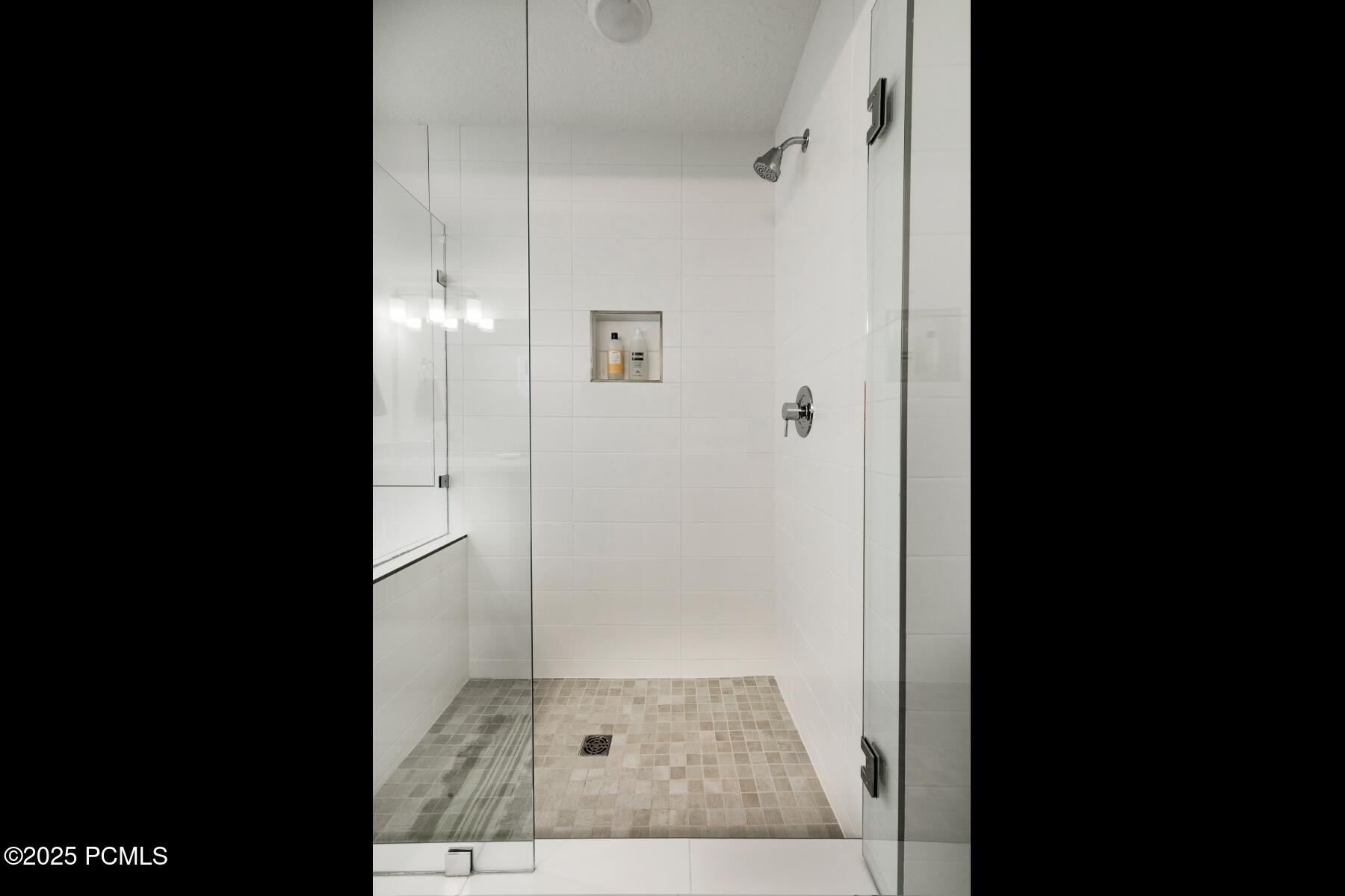 Park City, Utah 84098, United States, 2 Bedrooms Bedrooms, ,3 BathroomsBathrooms,Residential,Active,95059