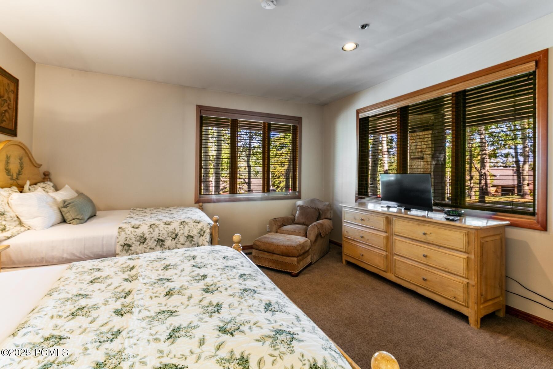 Park City, Utah 84060, United States, 3 Bedrooms Bedrooms, ,4 BathroomsBathrooms,Residential,Active,161826