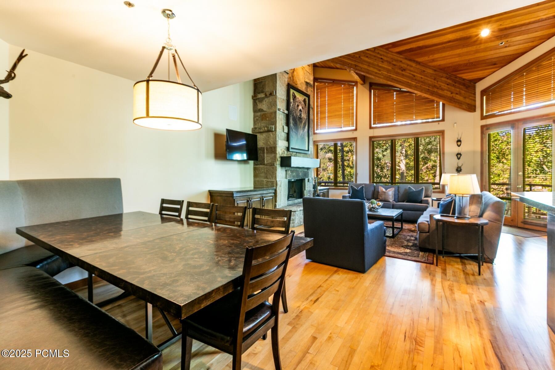 Park City, Utah 84060, United States, 3 Bedrooms Bedrooms, ,4 BathroomsBathrooms,Residential,Active,161826