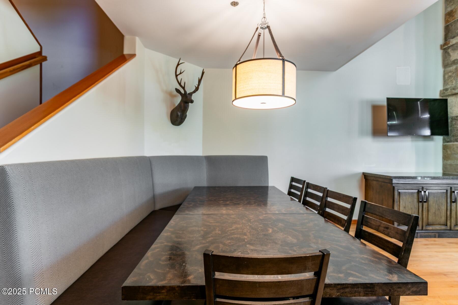 Park City, Utah 84060, United States, 3 Bedrooms Bedrooms, ,4 BathroomsBathrooms,Residential,Active,161826