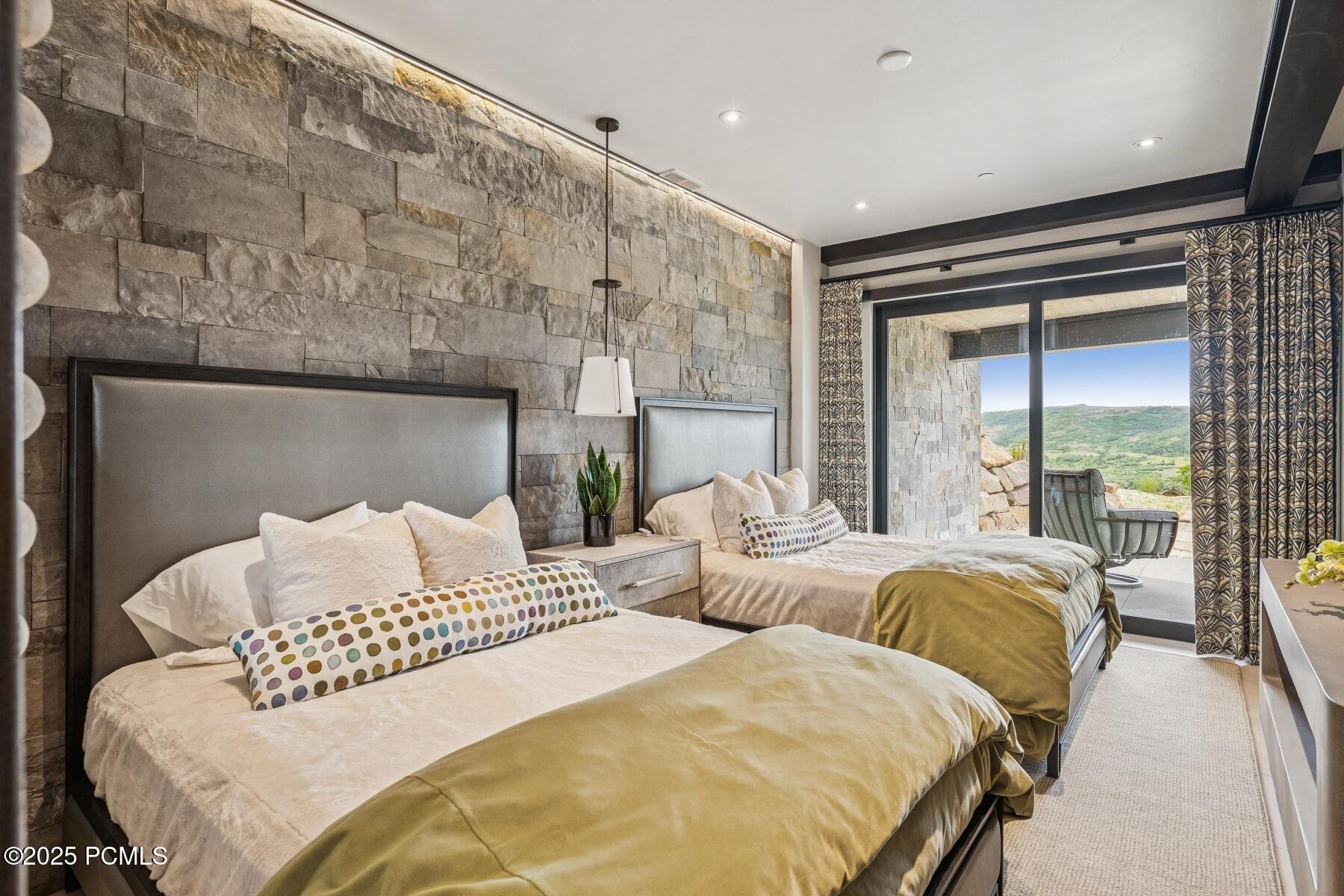 Kamas, Utah 84036, United States, 7 Bedrooms Bedrooms, ,11 BathroomsBathrooms,Residential,Active,159814