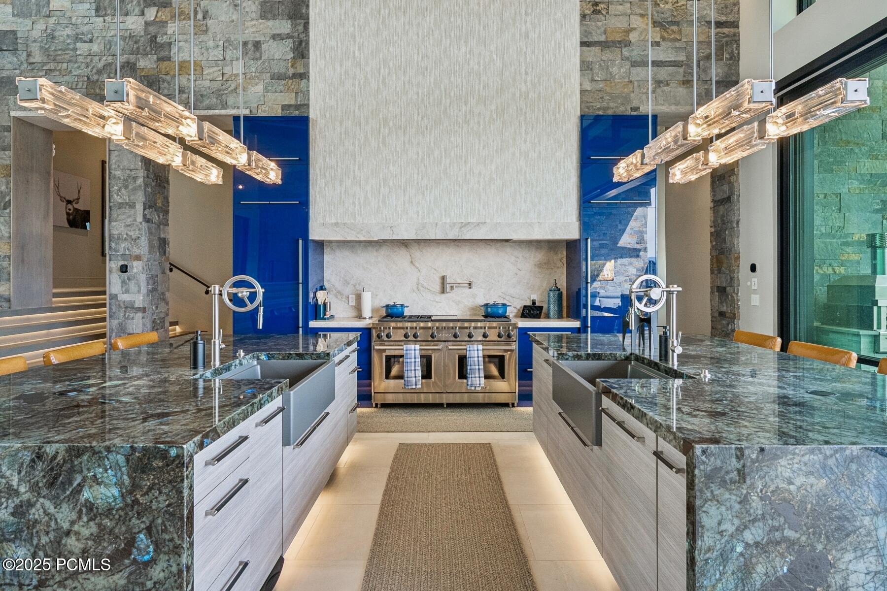 Kamas, Utah 84036, United States, 7 Bedrooms Bedrooms, ,11 BathroomsBathrooms,Residential,Active,159814