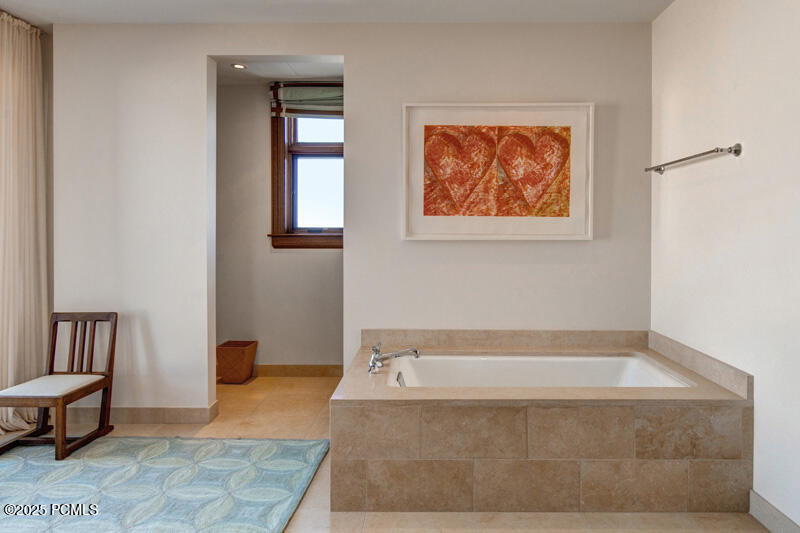 Park City, Utah 84060, United States, 4 Bedrooms Bedrooms, ,5 BathroomsBathrooms,Residential,Active,25074