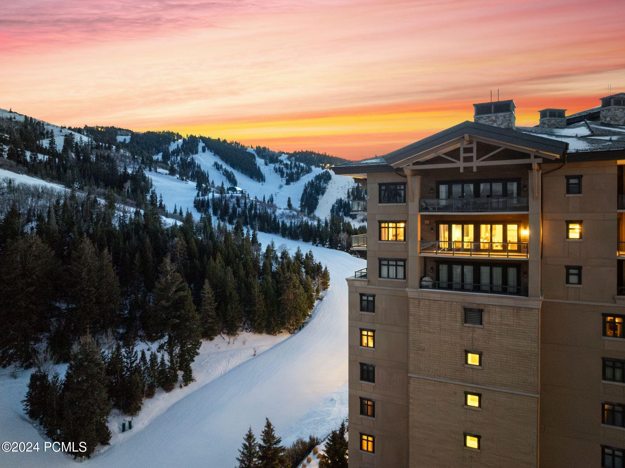 Park City, Utah 84060, United States, 4 Bedrooms Bedrooms, ,5 BathroomsBathrooms,Residential,Active,25074