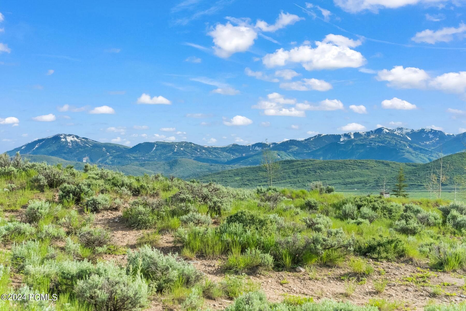 Park City, Utah 84098, United States, 5 Bedrooms Bedrooms, ,6 BathroomsBathrooms,Residential,Pending,72214