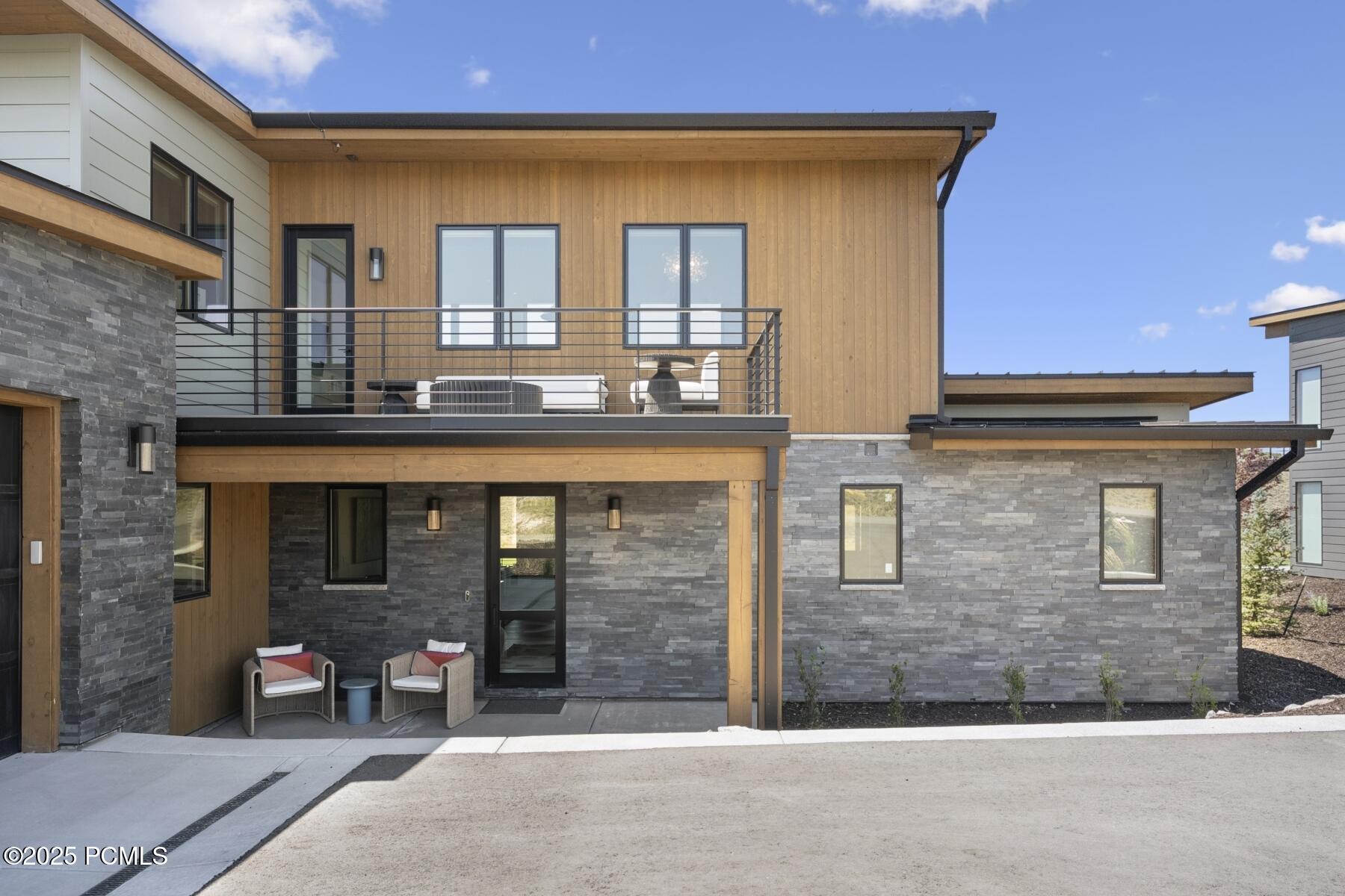 Park City, Utah 84098, United States, 4 Bedrooms Bedrooms, ,4 BathroomsBathrooms,Residential,Active,186928