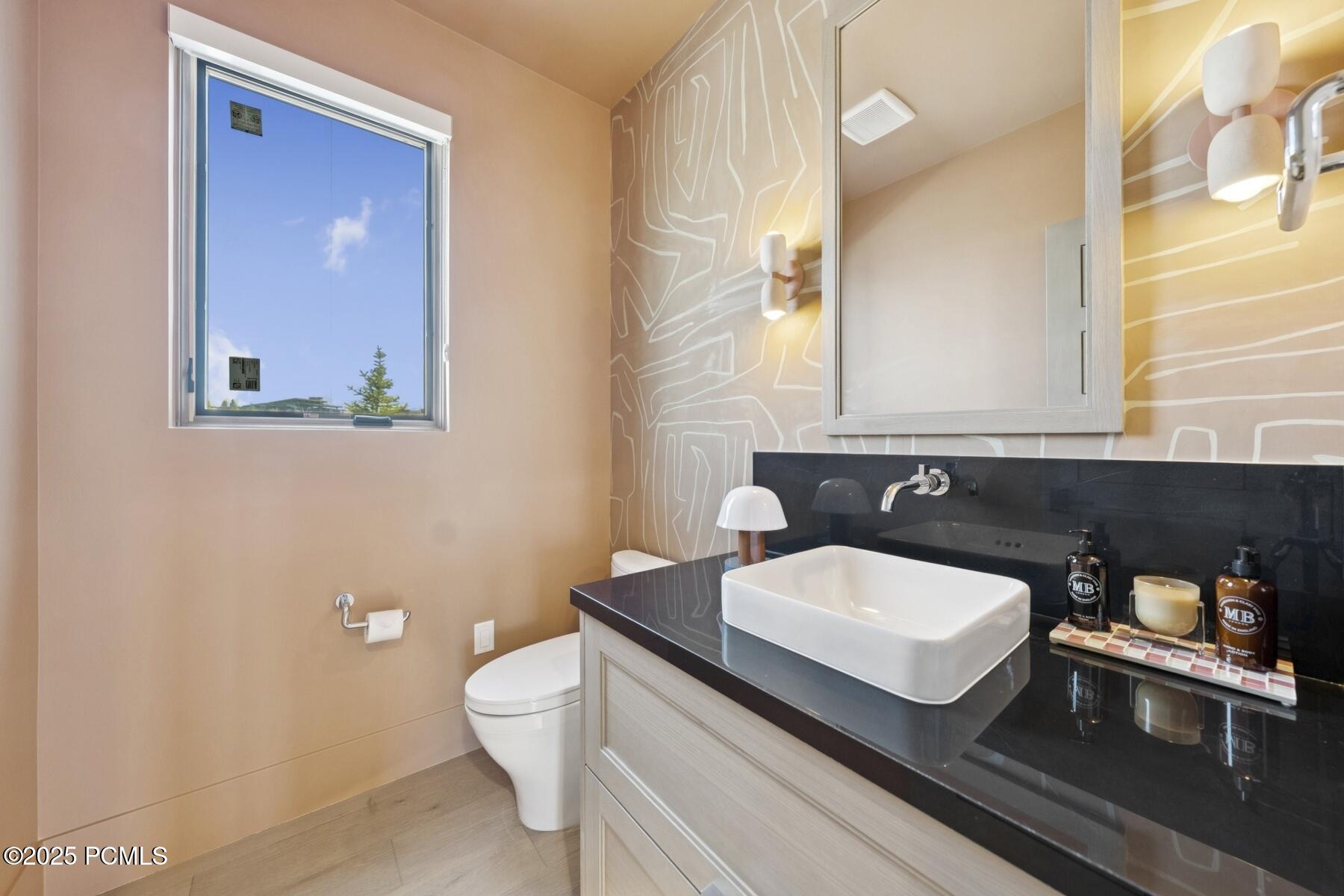 Park City, Utah 84098, United States, 4 Bedrooms Bedrooms, ,4 BathroomsBathrooms,Residential,Active,186928