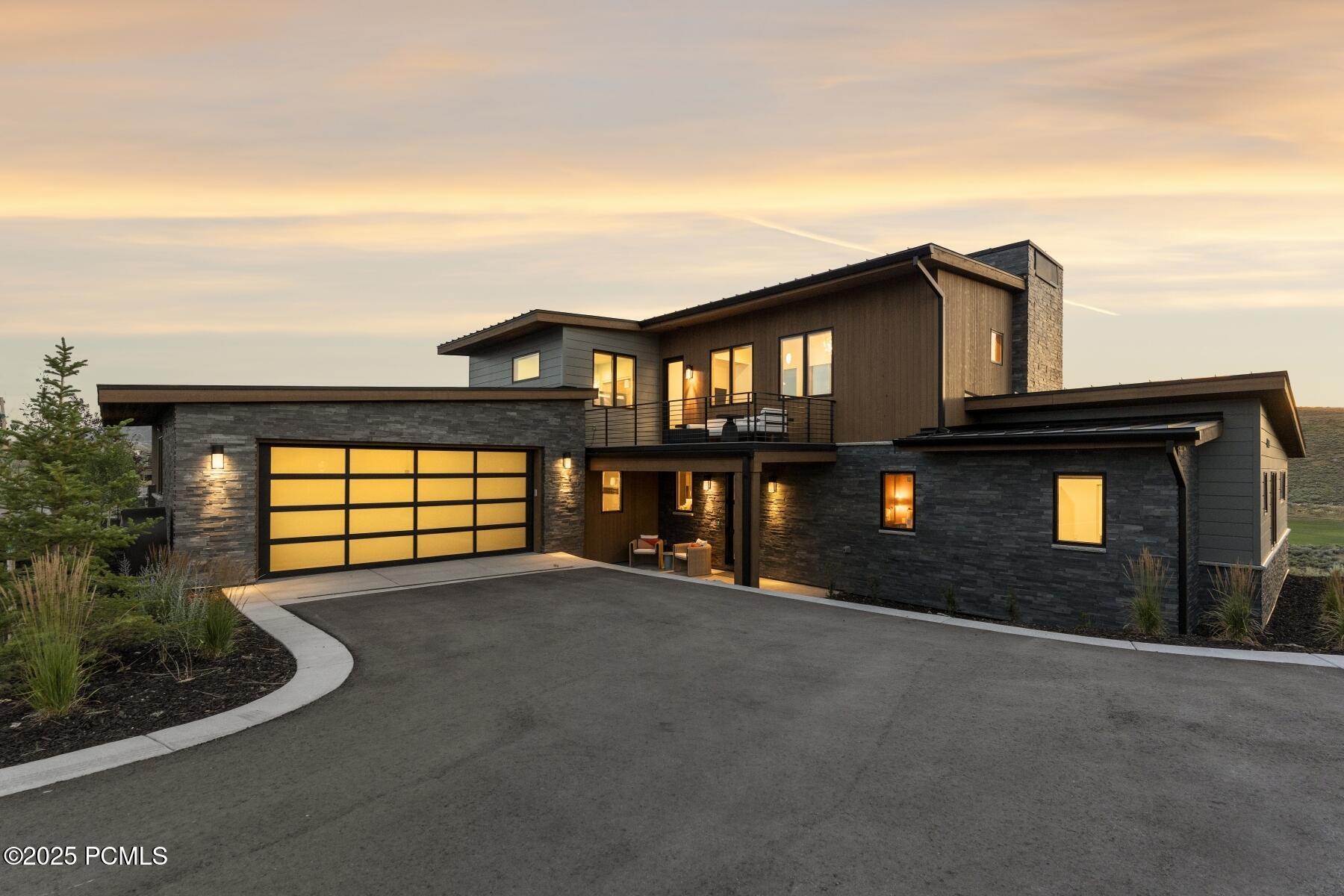 Park City, Utah 84098, United States, 4 Bedrooms Bedrooms, ,4 BathroomsBathrooms,Residential,Active,186928