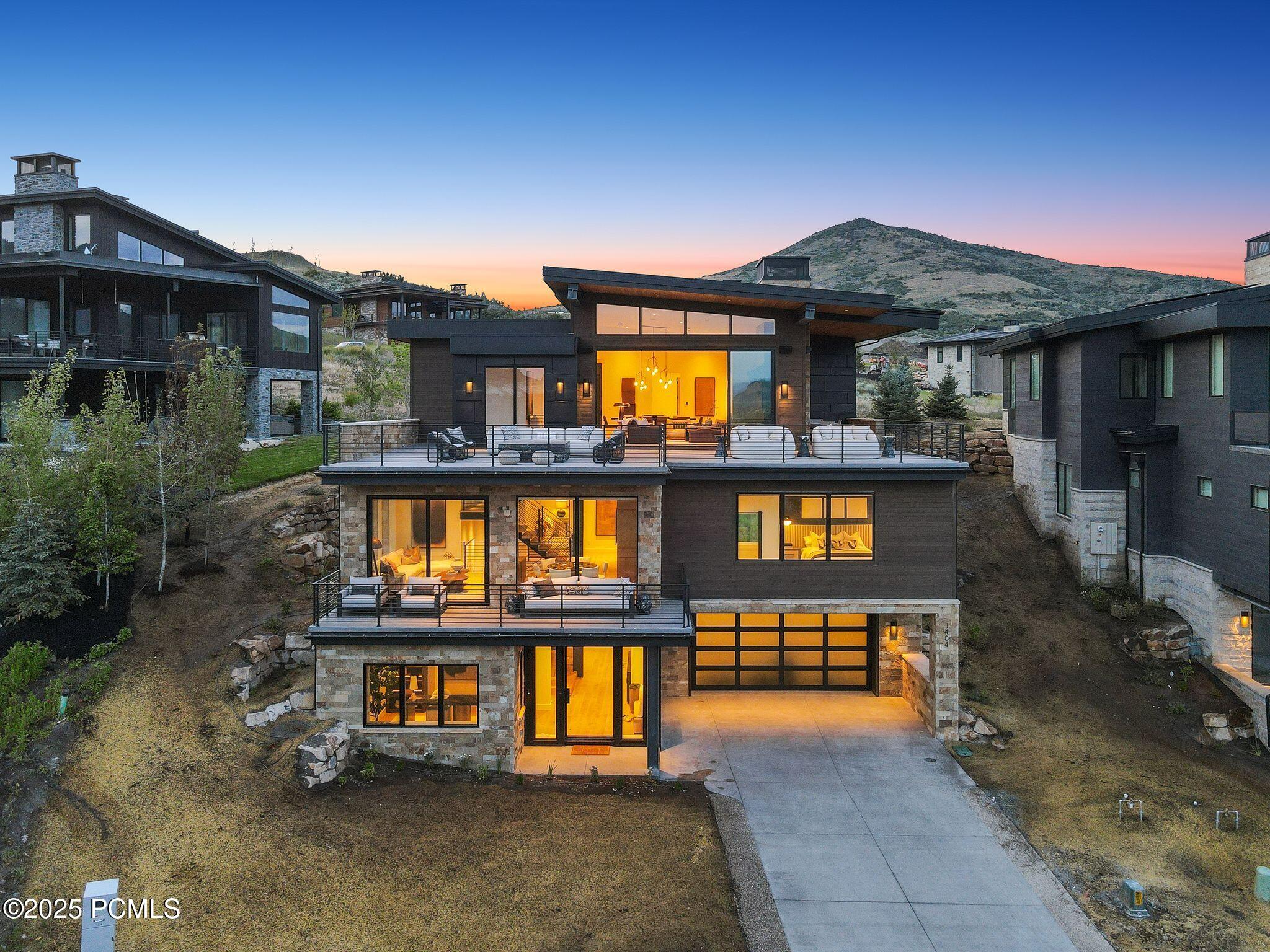 Mayflower Mountain, Utah 84032, United States, 5 Bedrooms Bedrooms, ,7 BathroomsBathrooms,Residential,Active,154050