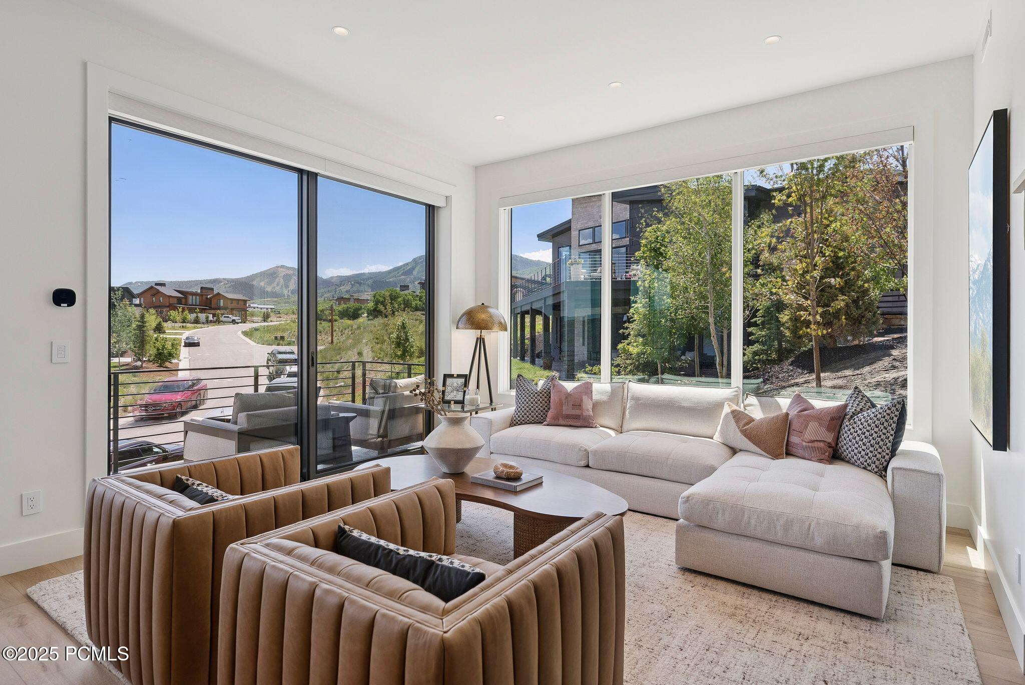 Mayflower Mountain, Utah 84032, United States, 5 Bedrooms Bedrooms, ,7 BathroomsBathrooms,Residential,Active,154050