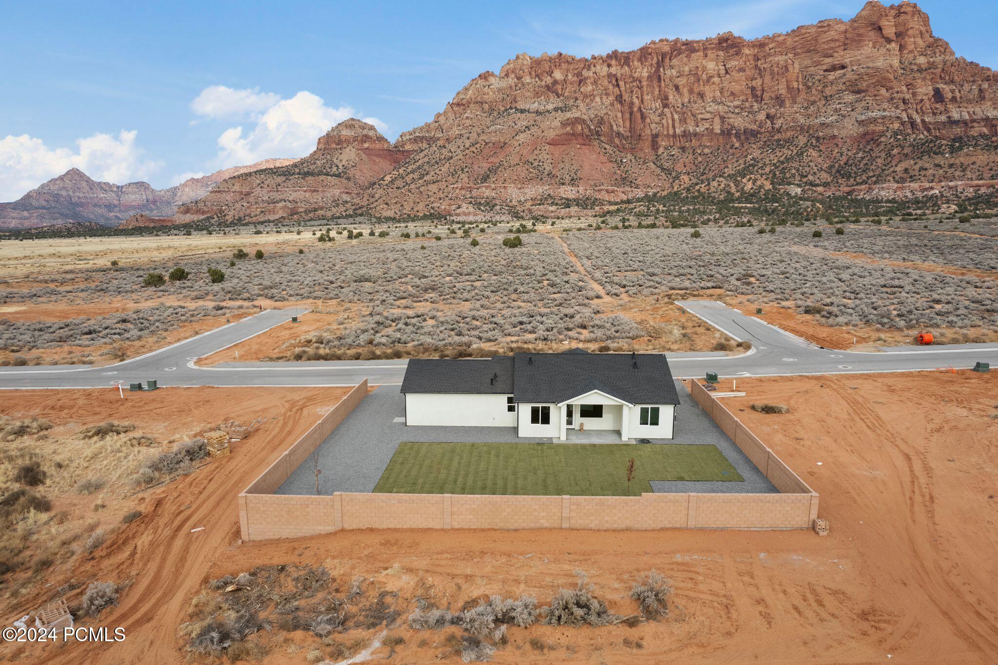 1209 W Kokopelli Street St, Hildale, Utah image 6