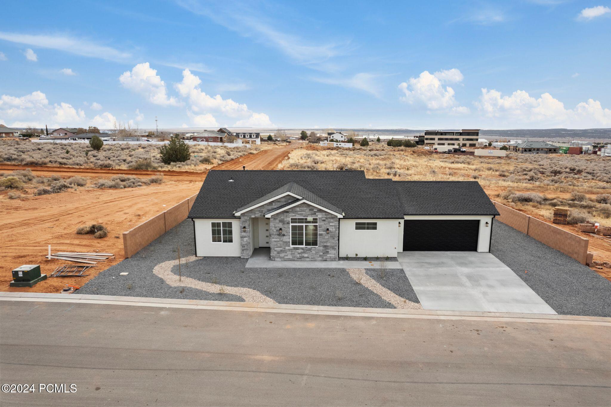 1209 W Kokopelli Street St, Hildale, Utah image 33