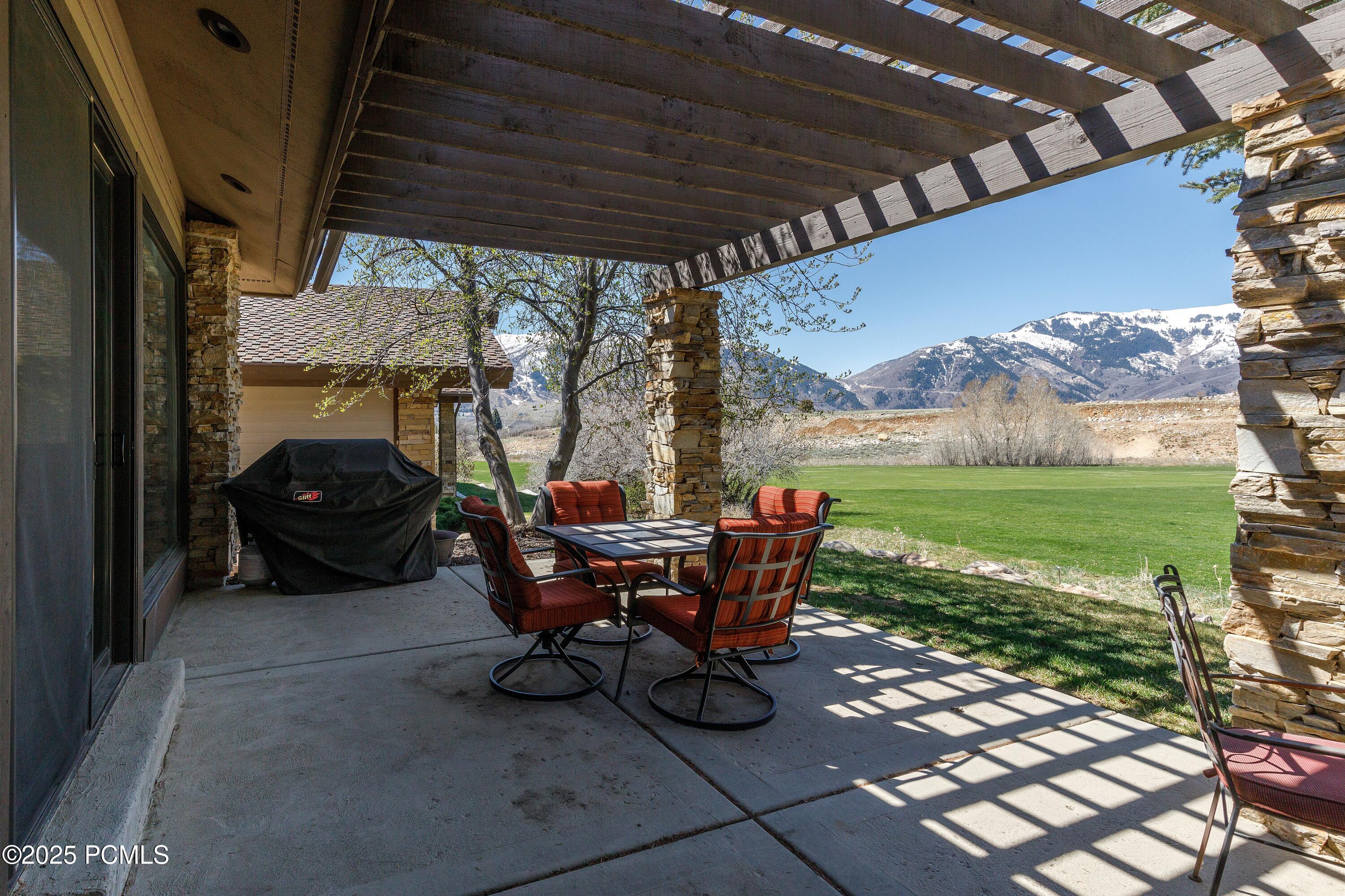 4292 N Sunrise Drive, Eden, Utah image 28