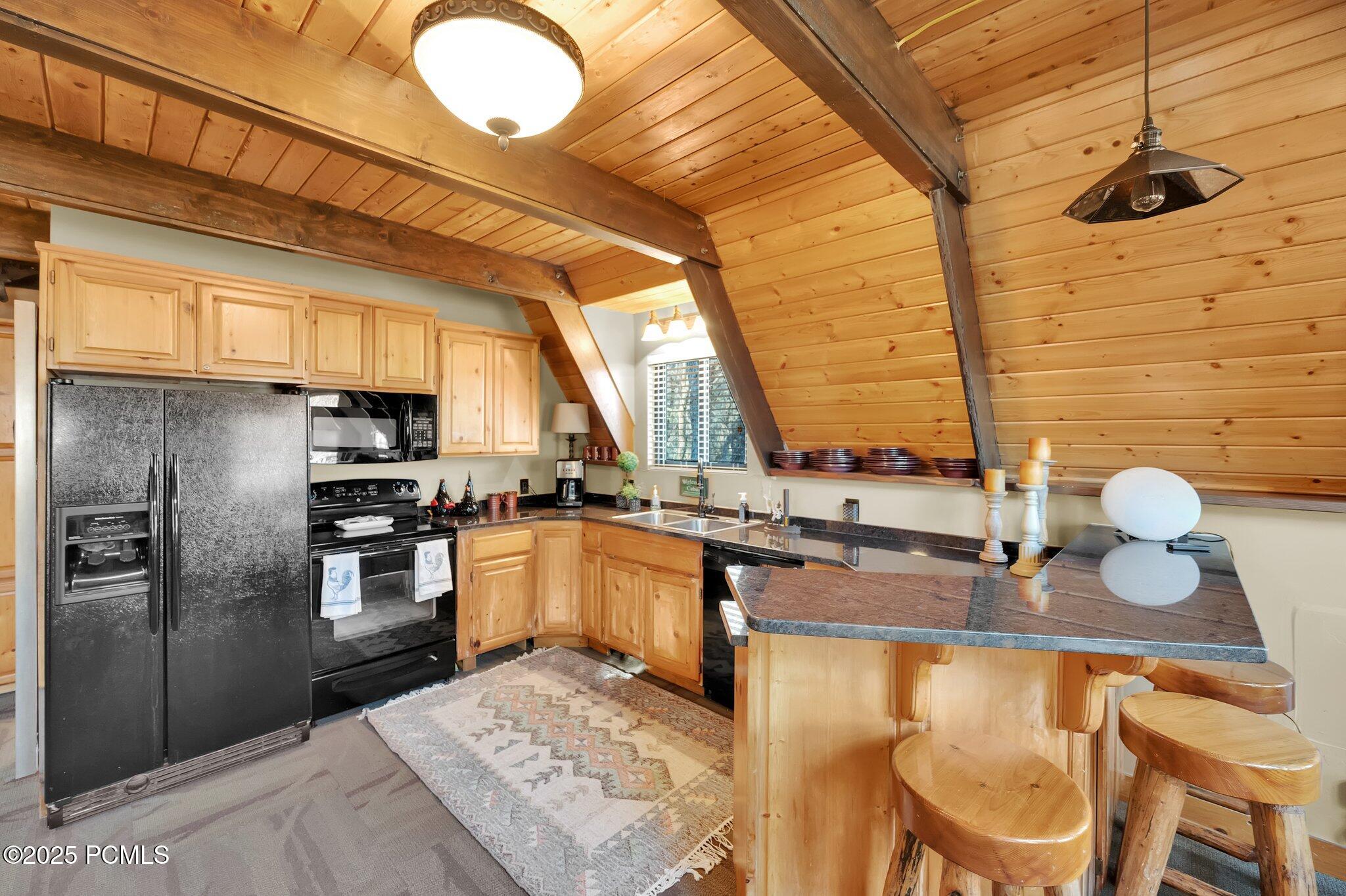 1912 Upper Canyon Drive, Midway, Utah image 11