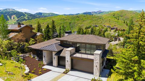 Homes For Sale - 3506 Oak Wood Drive<br/> Park City, UT 84060